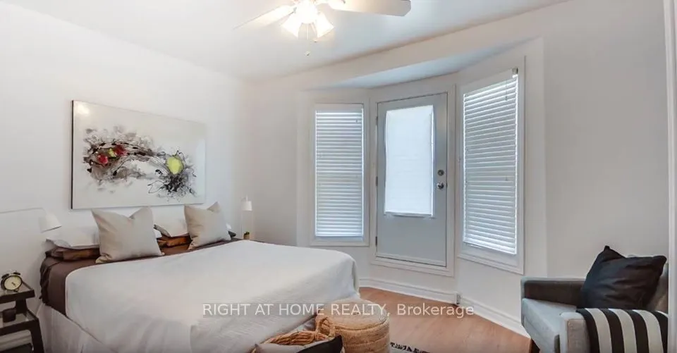 2083 Davenport Road, #Upper