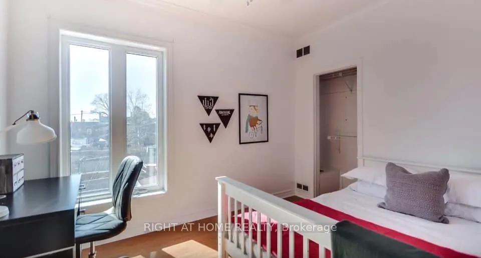 2083 Davenport Road, #Upper