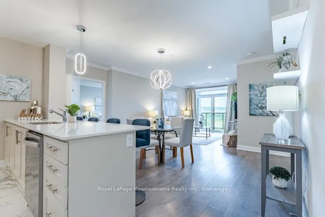830 Megson Terrace, #422