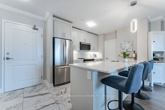 830 Megson Terrace, #422