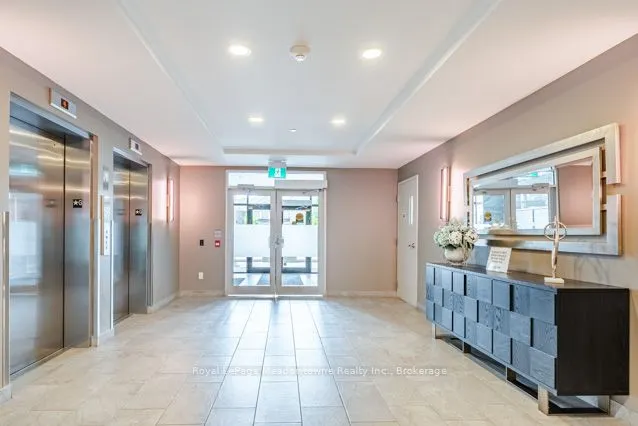 830 Megson Terrace, #422