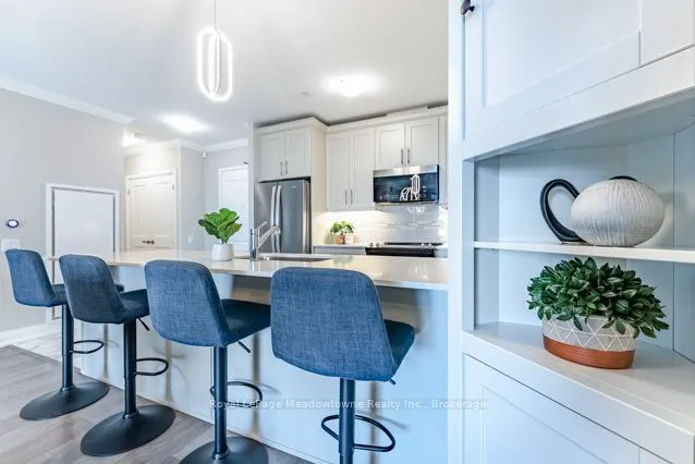 830 Megson Terrace, #422