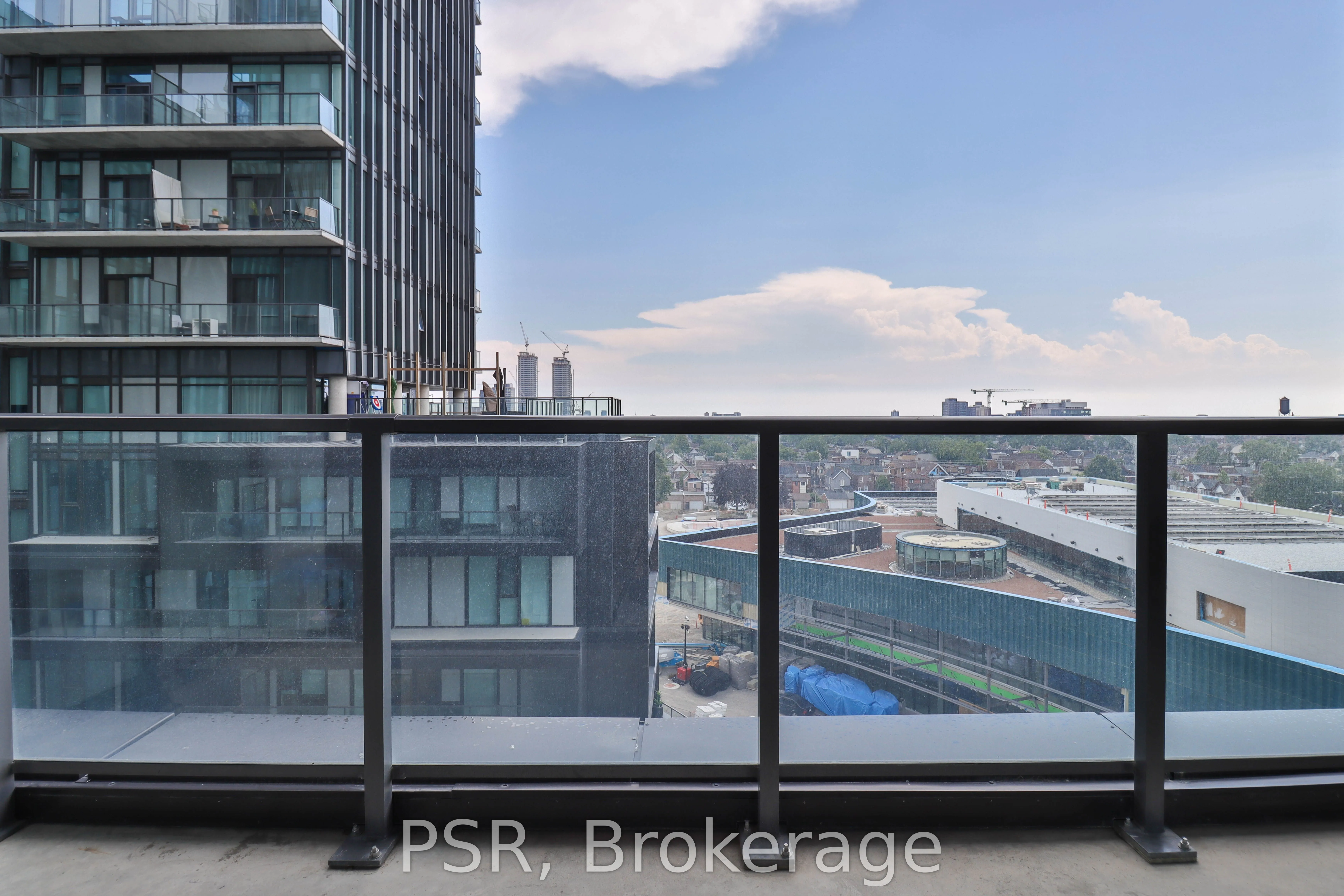 1285 Dupont Street, #702