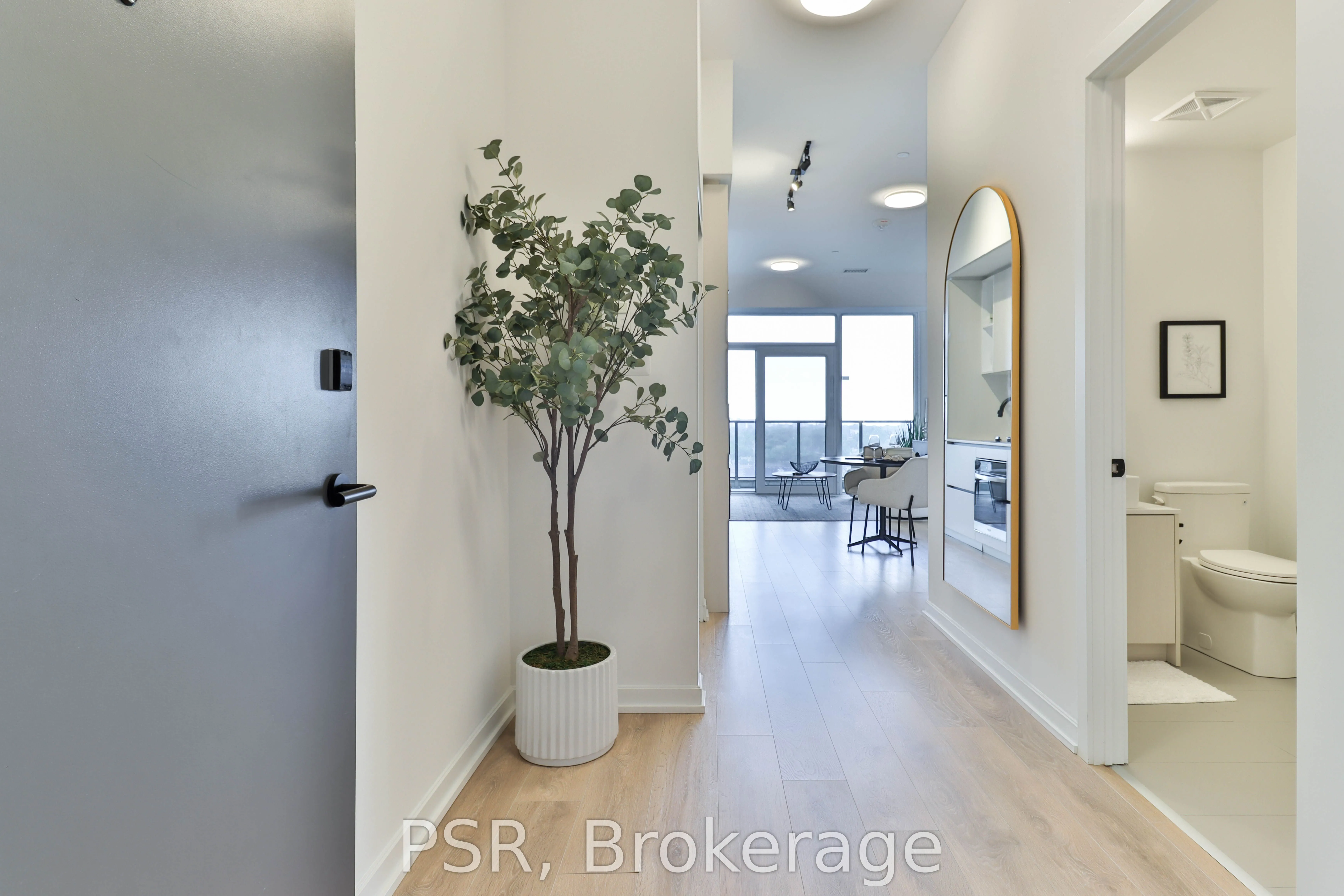 1285 Dupont Street, #702