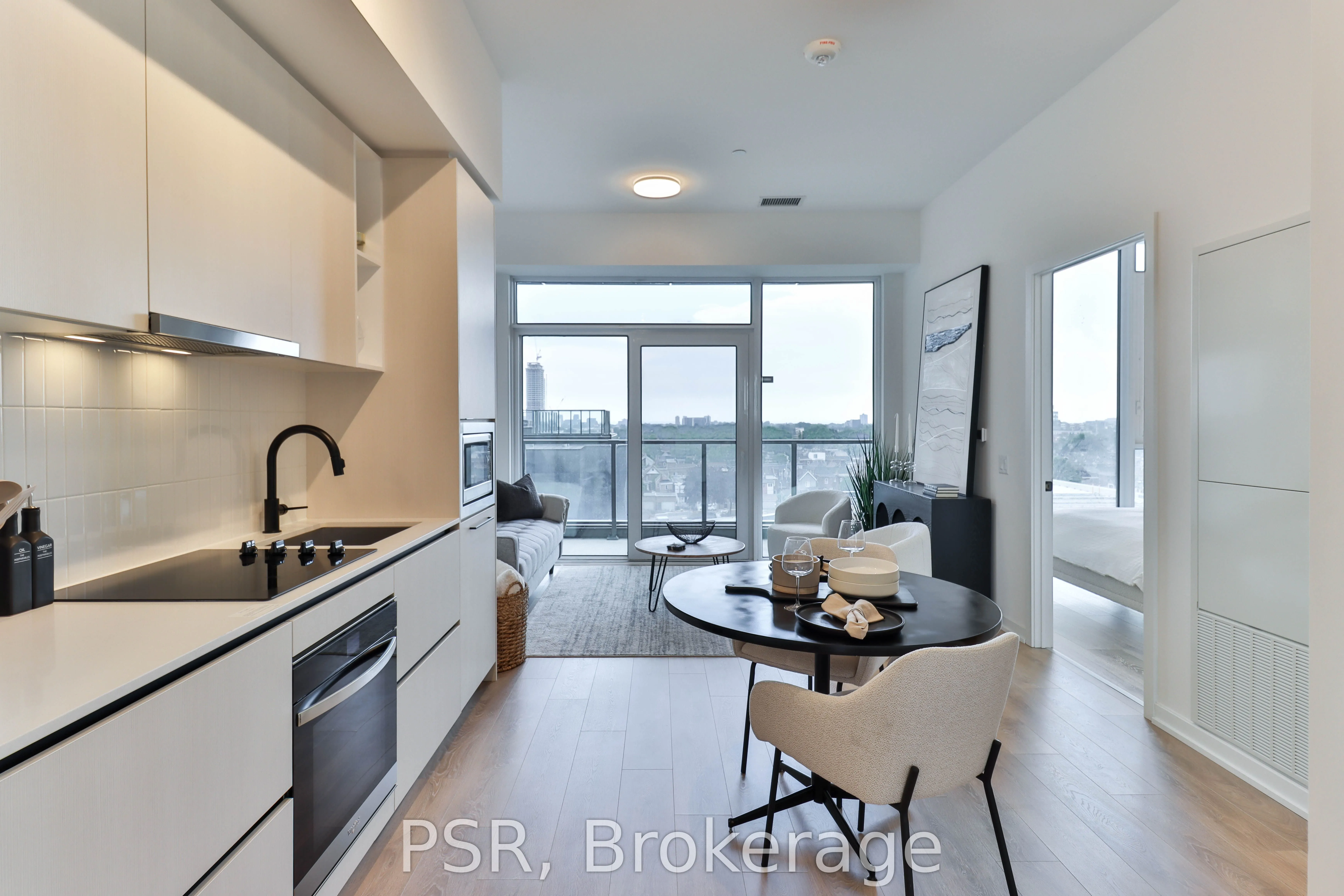 1285 Dupont Street, #702