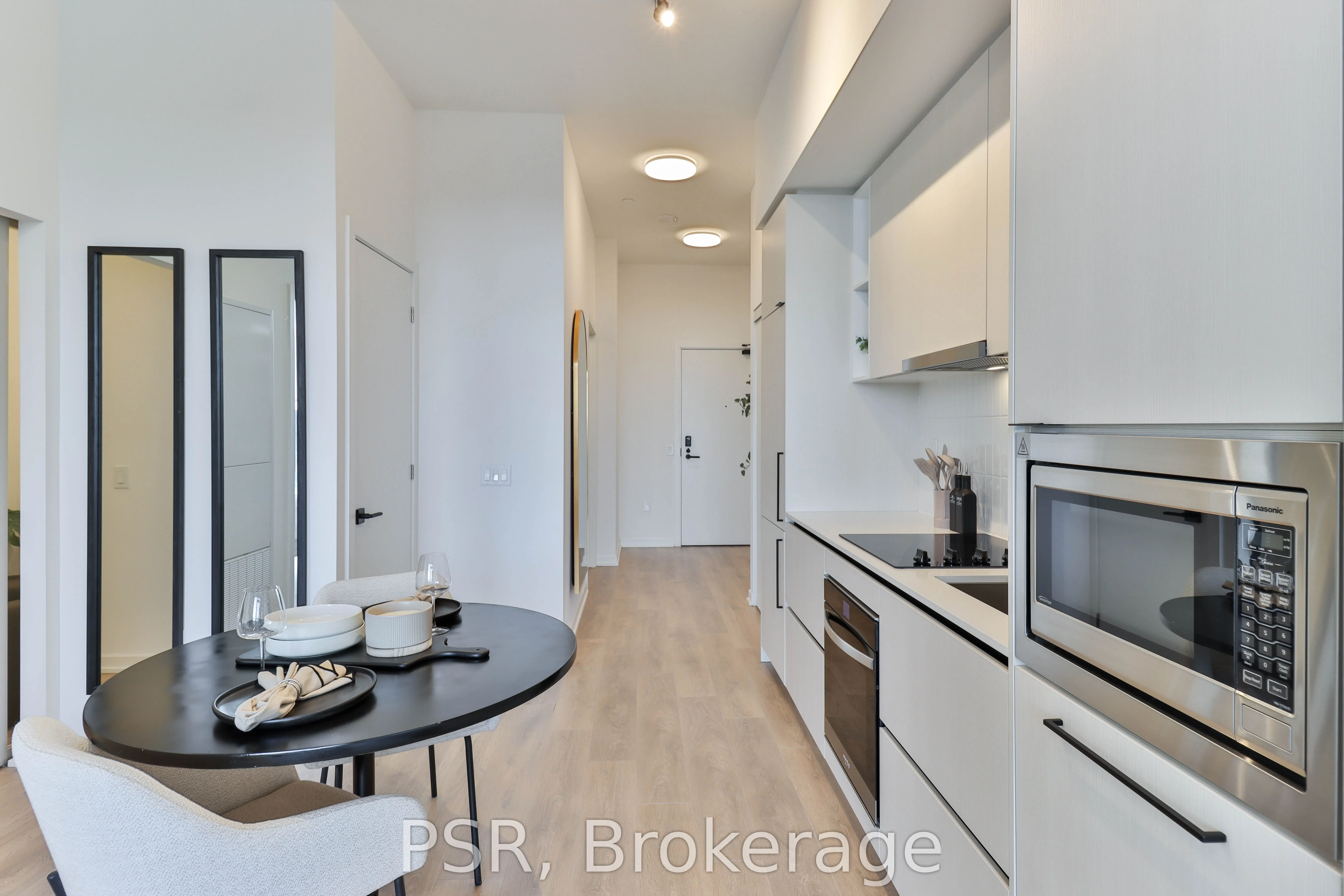 1285 Dupont Street, #702