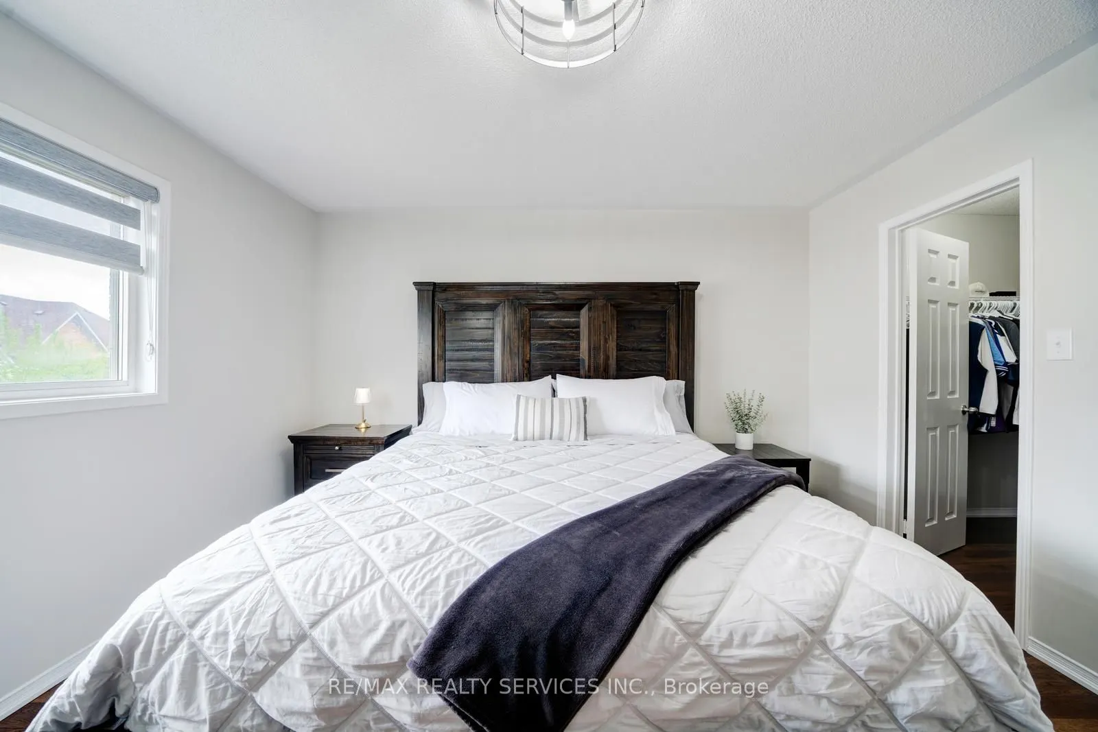 49 Woodcote Crescent