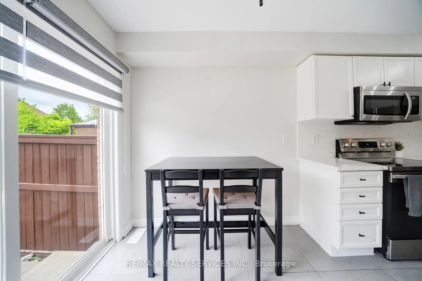 49 Woodcote Crescent
