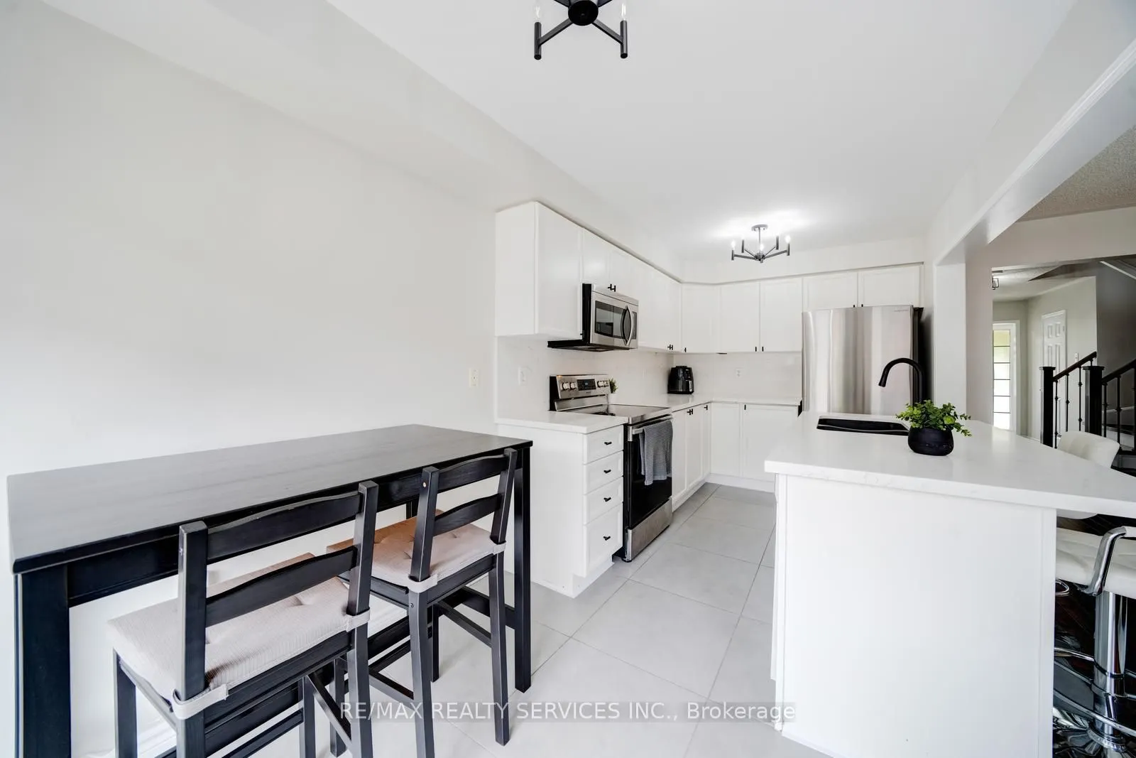 49 Woodcote Crescent