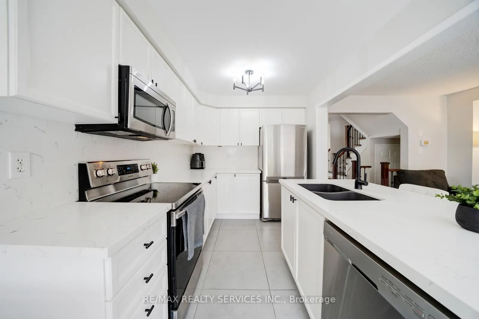 49 Woodcote Crescent