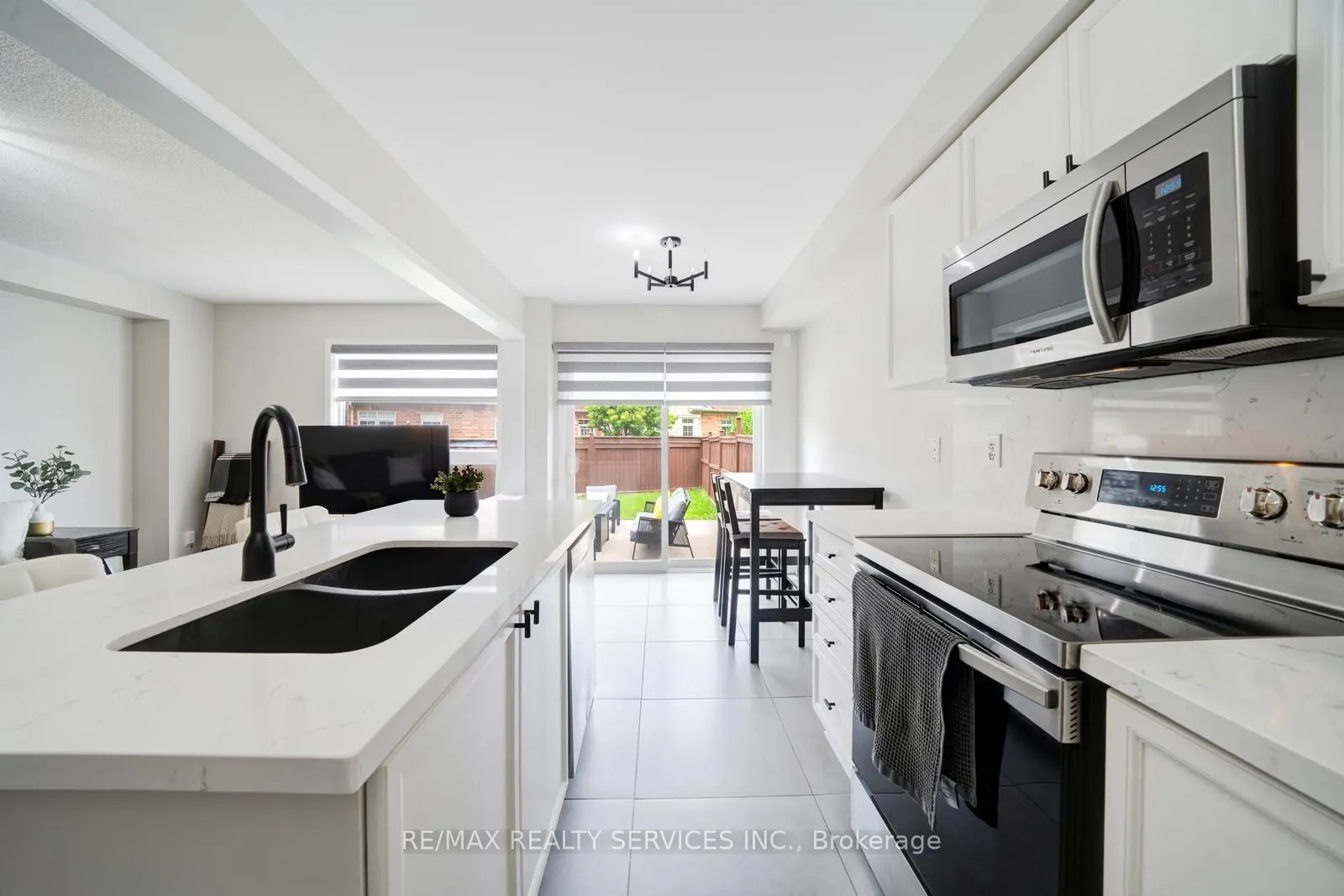 49 Woodcote Crescent
