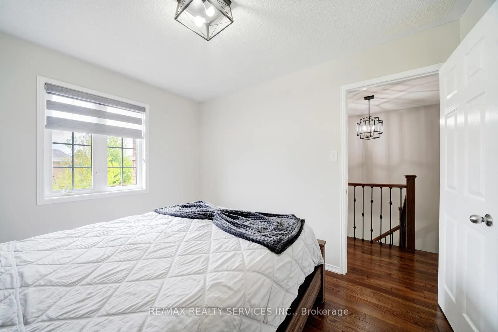 49 Woodcote Crescent