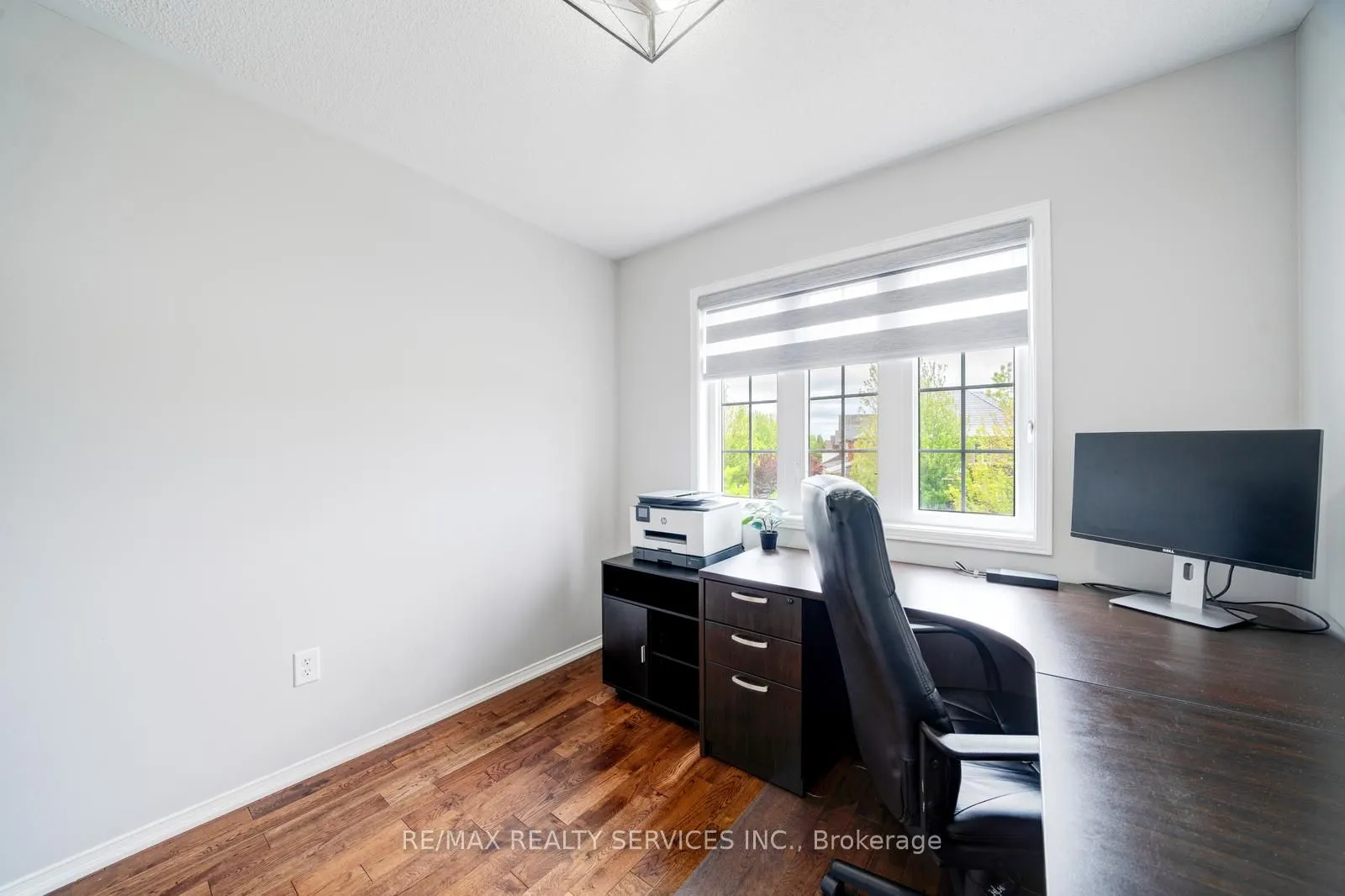 49 Woodcote Crescent