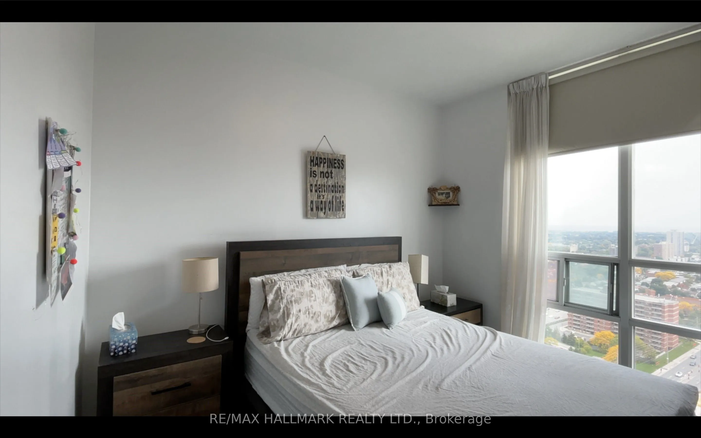 3504 Hurontario St Street, #3005