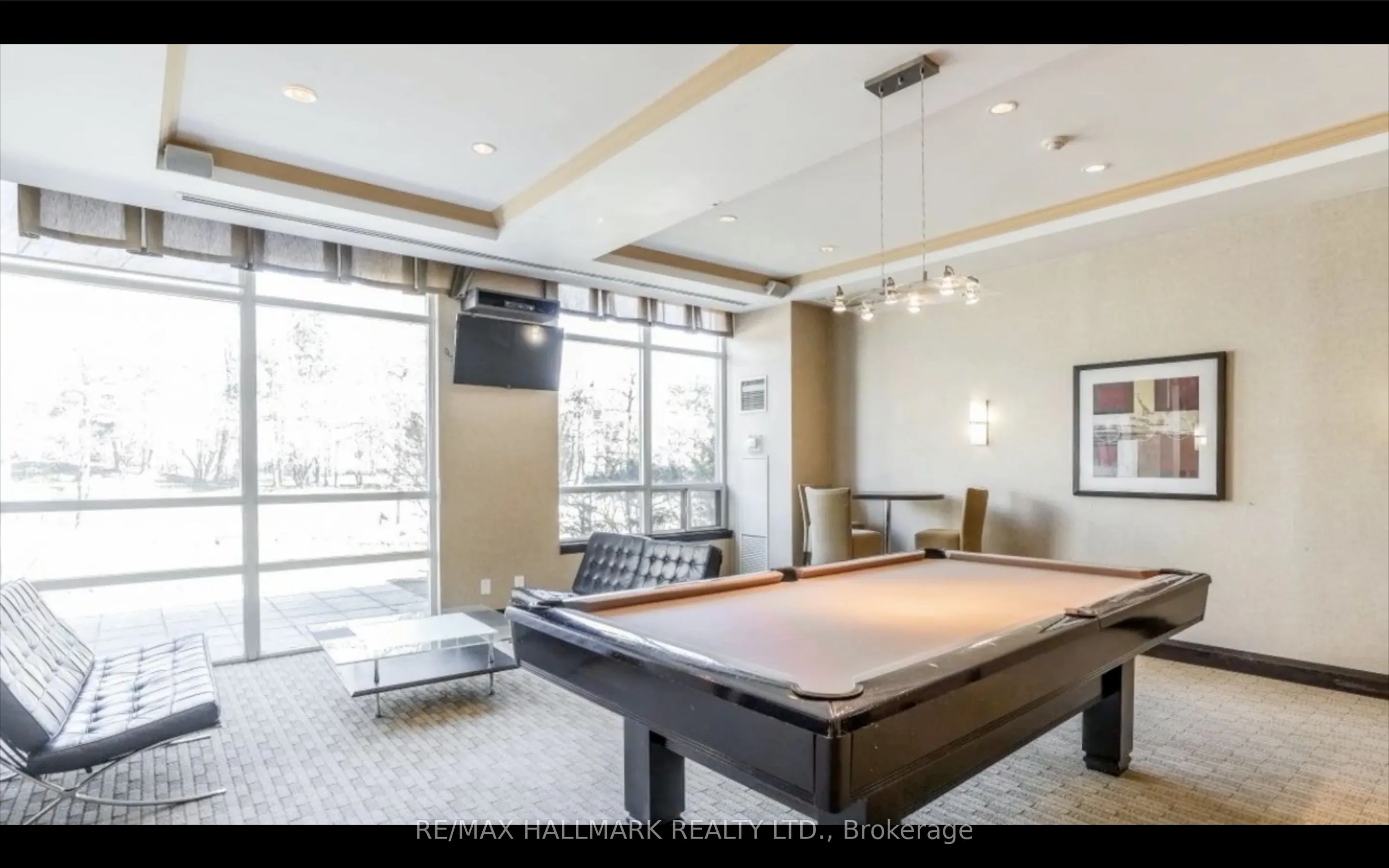 3504 Hurontario St Street, #3005