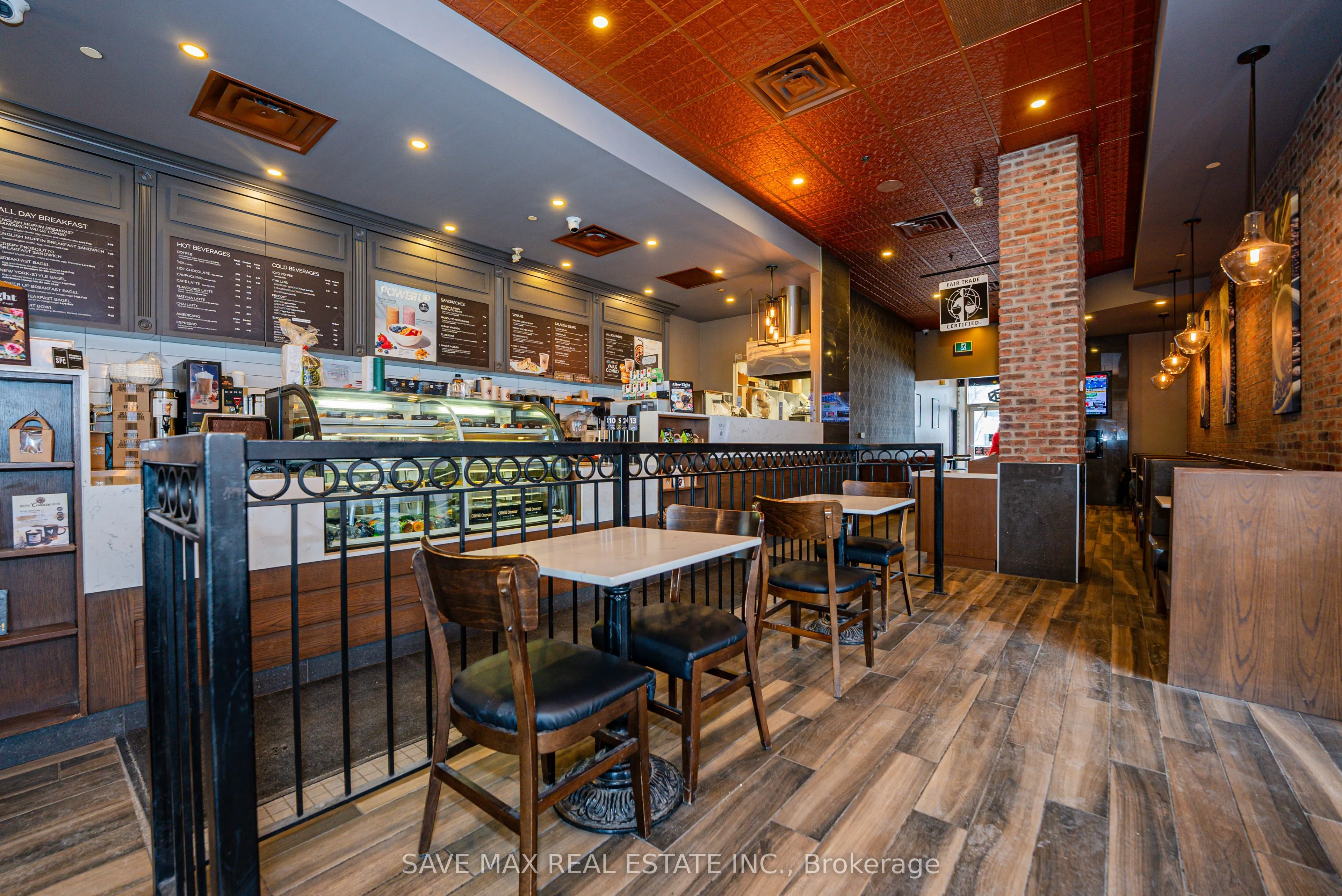 515 Lakeshore Road E, #101
