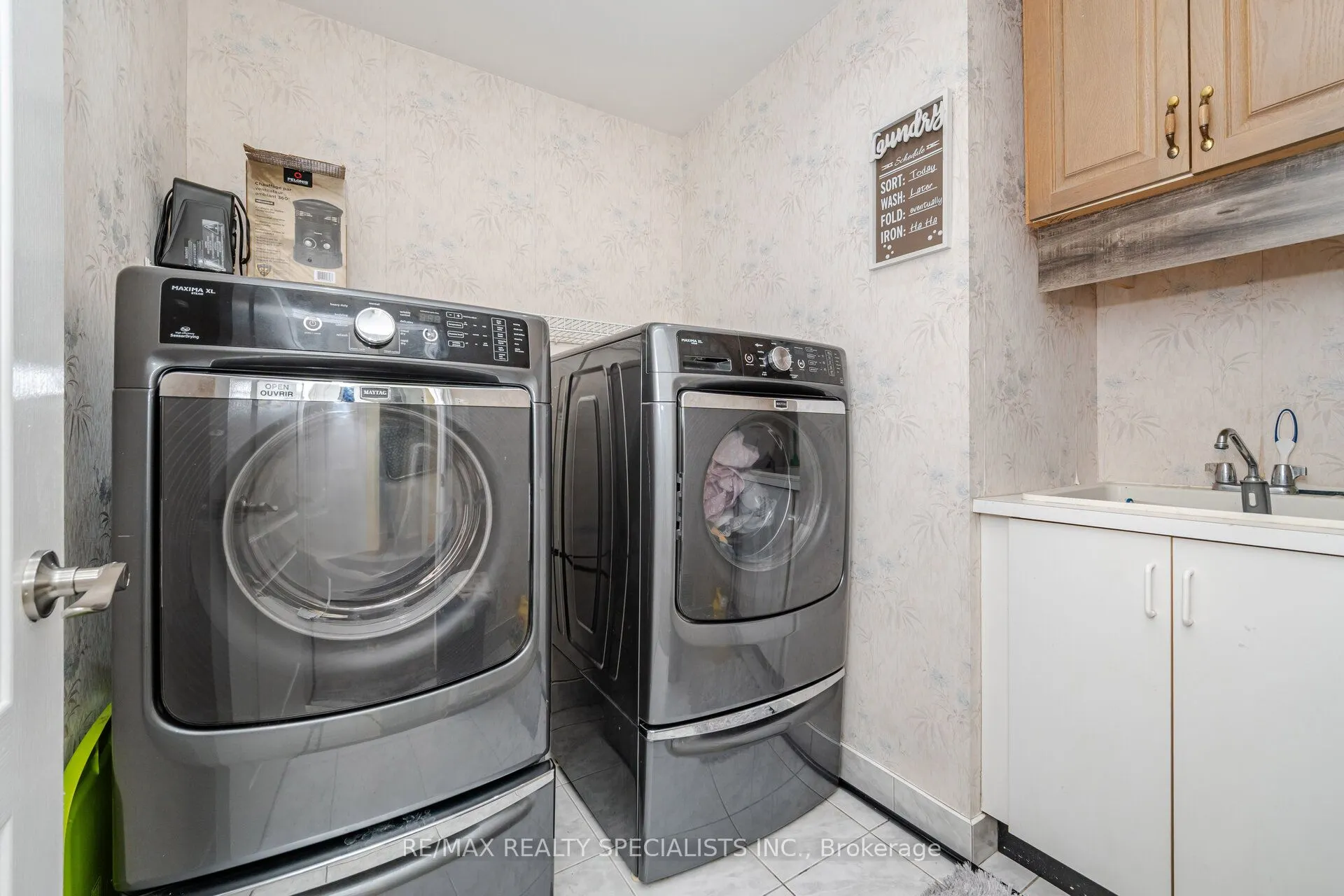 33 Asterwind Crescent