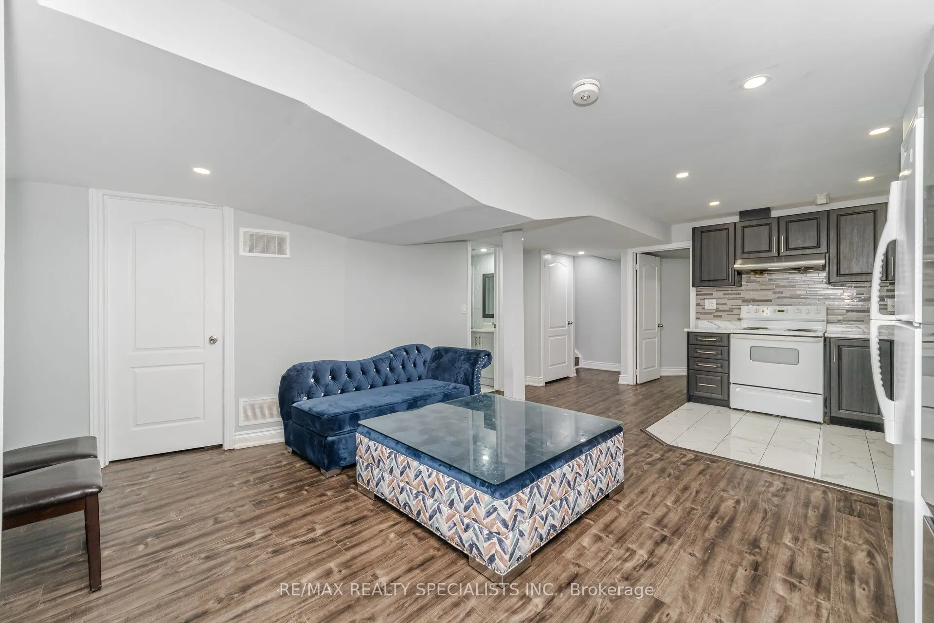 33 Asterwind Crescent