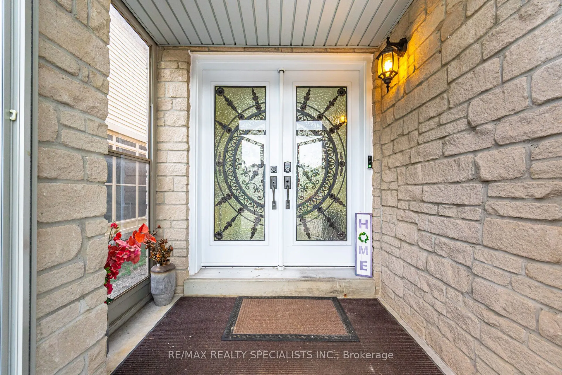 33 Asterwind Crescent