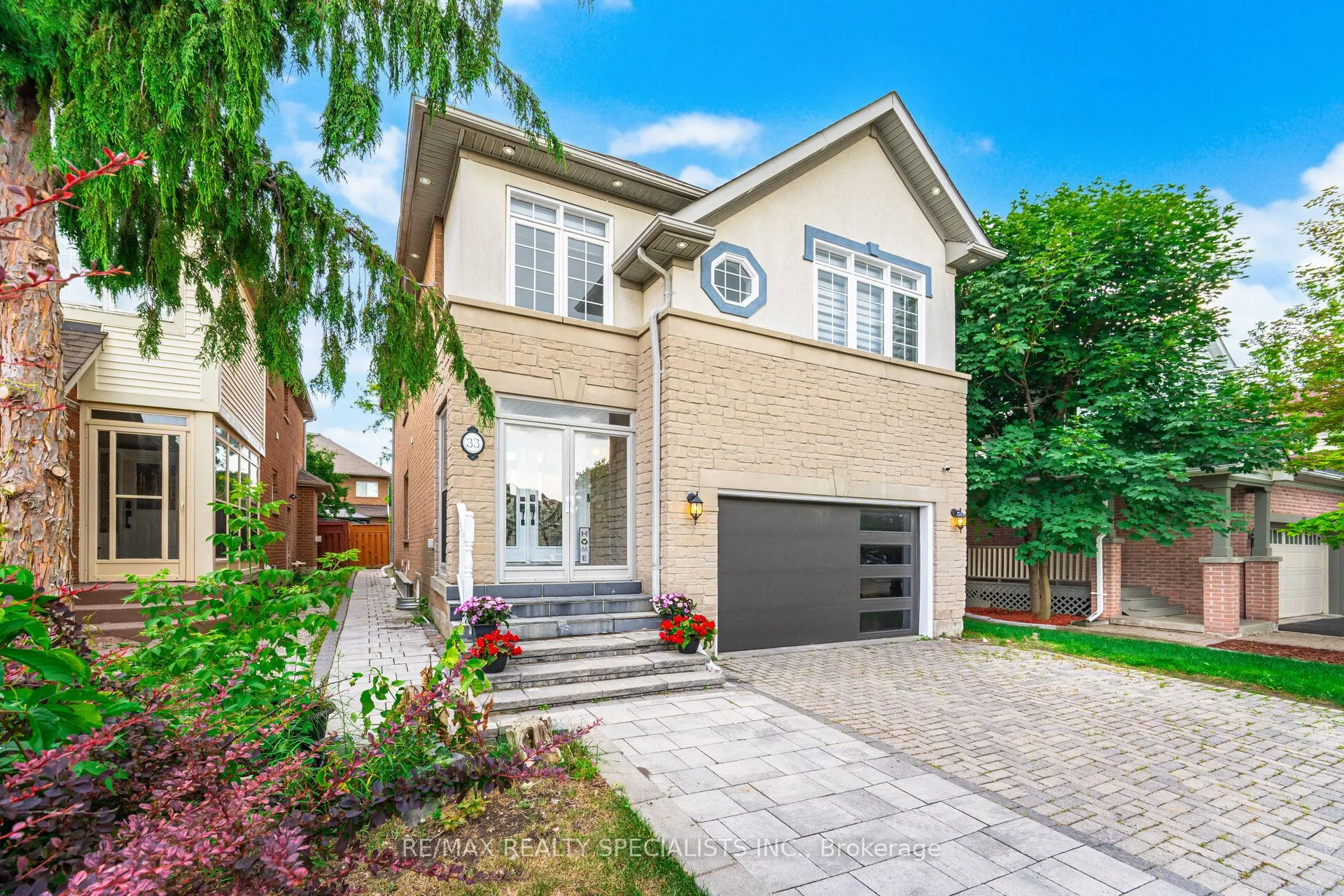 33 Asterwind Crescent