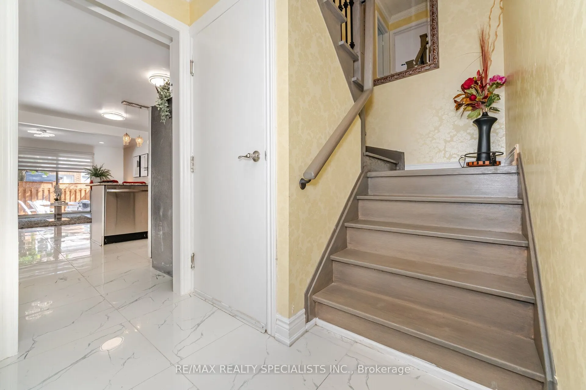 33 Asterwind Crescent