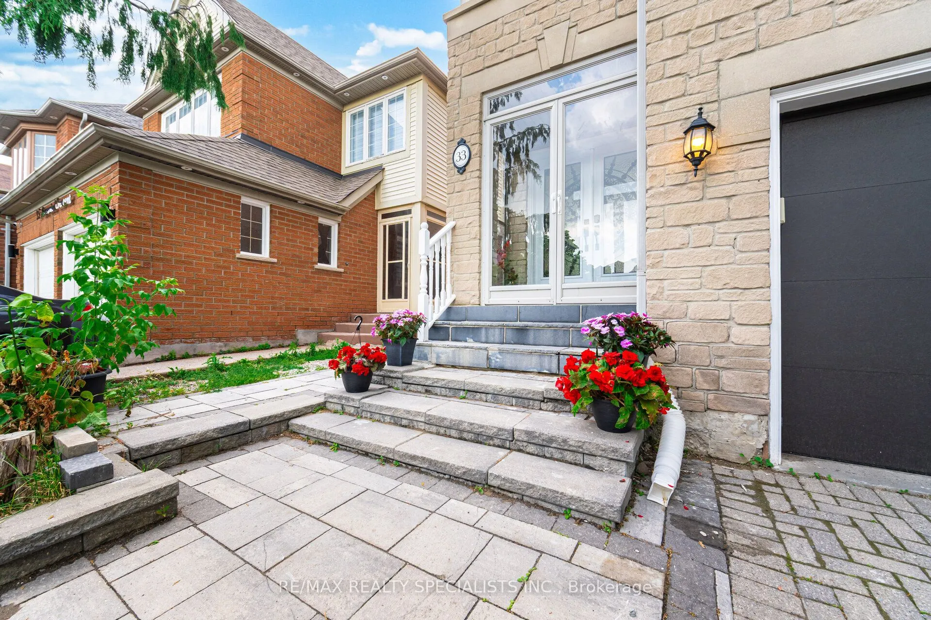 33 Asterwind Crescent