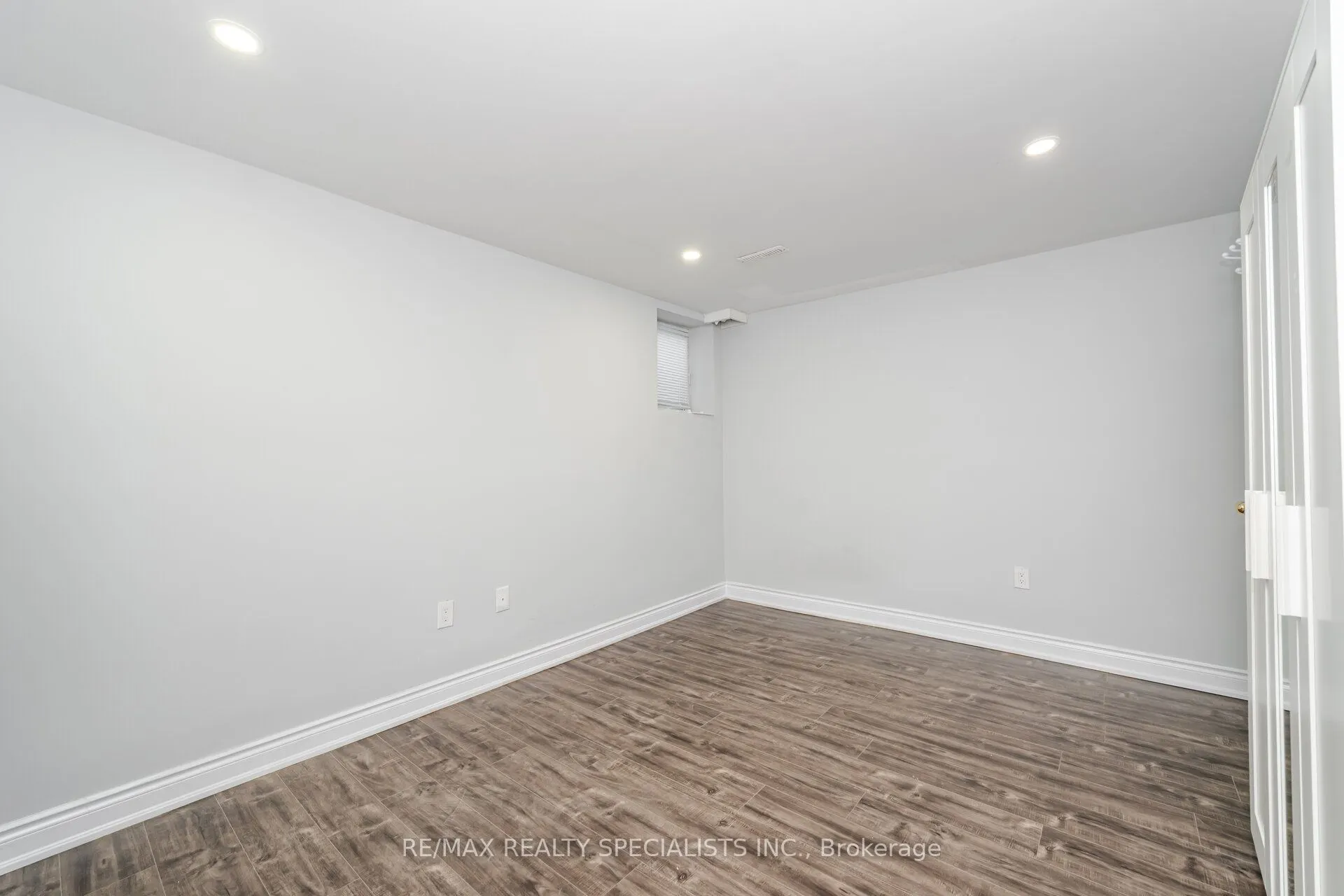 33 Asterwind Crescent