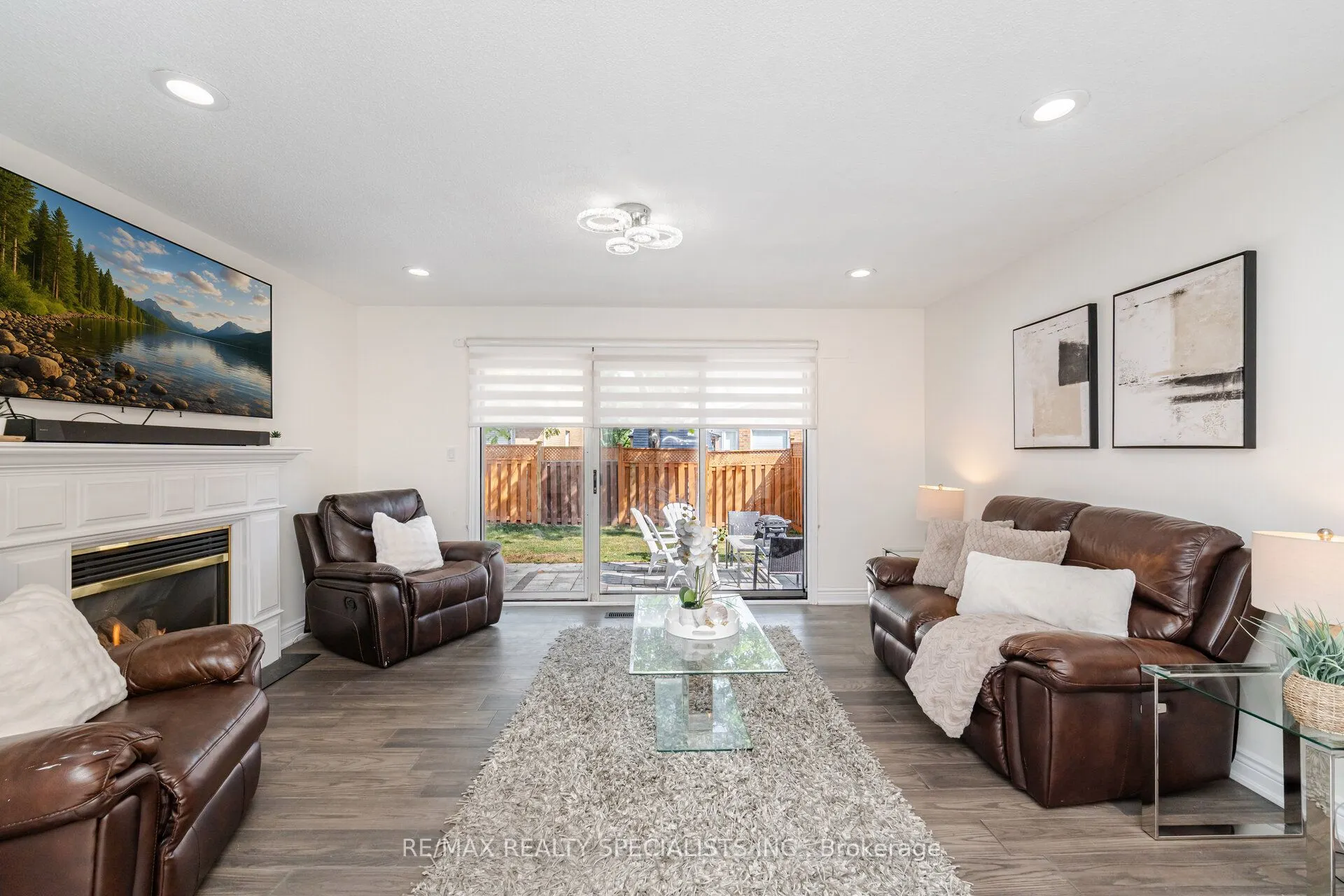 33 Asterwind Crescent