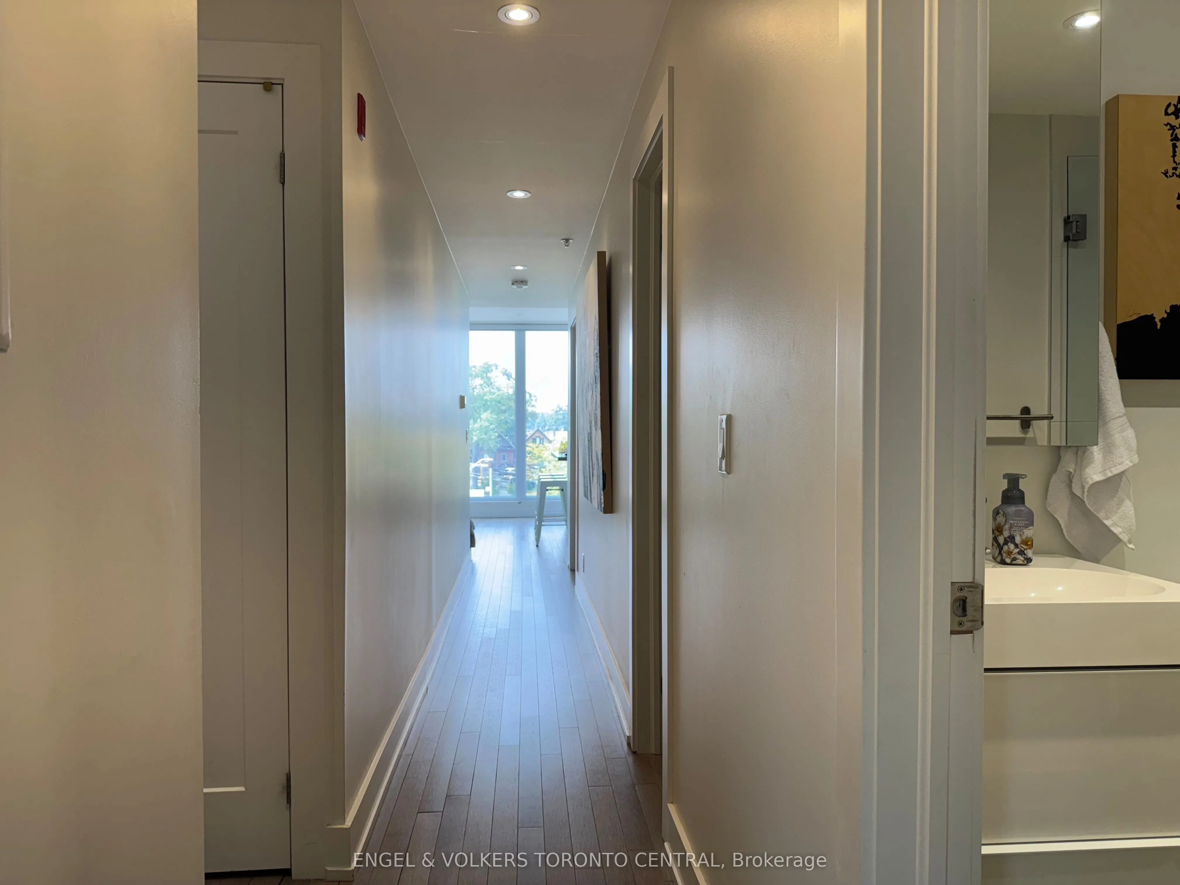 1555 Bloor Street W, #1