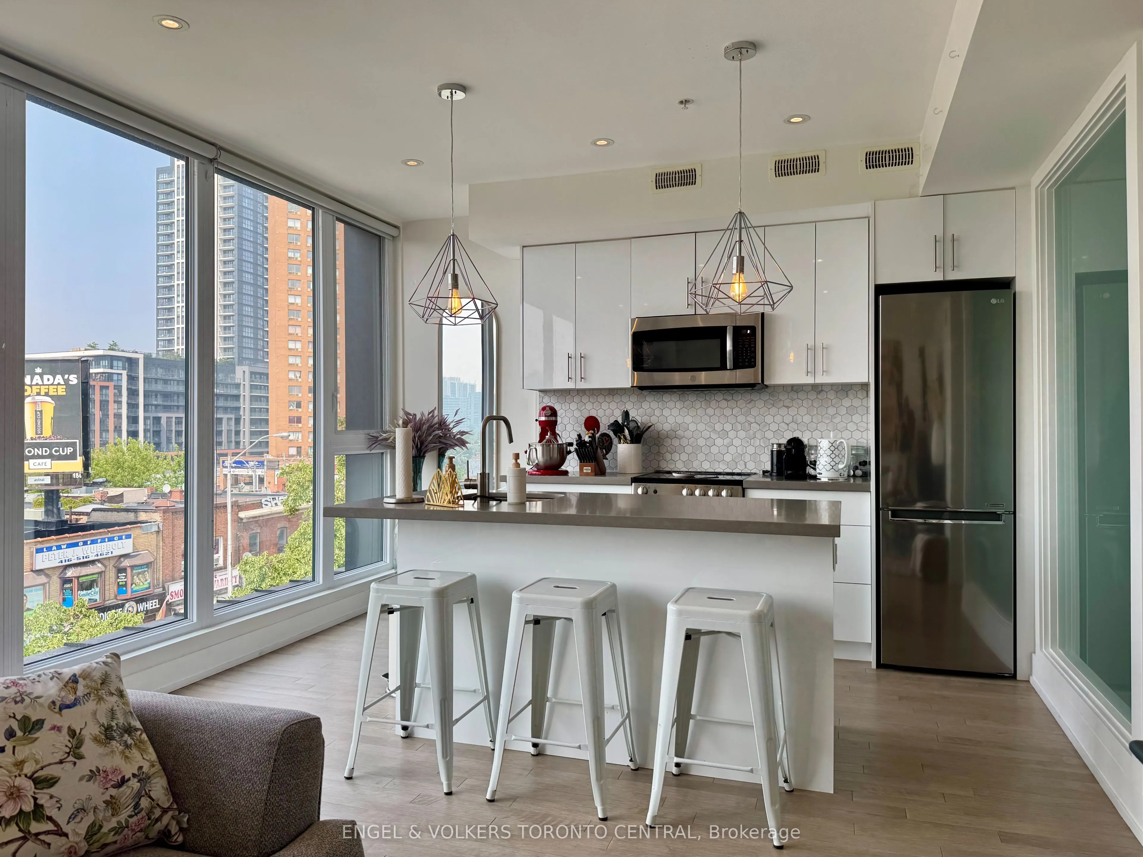 1555 Bloor Street W, #1