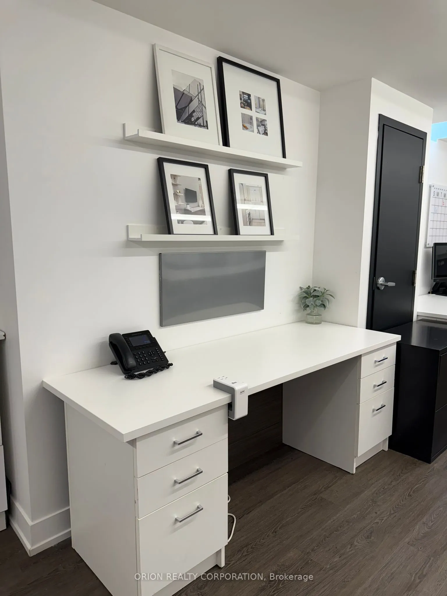 1149 Lakeshore Road E, #L1