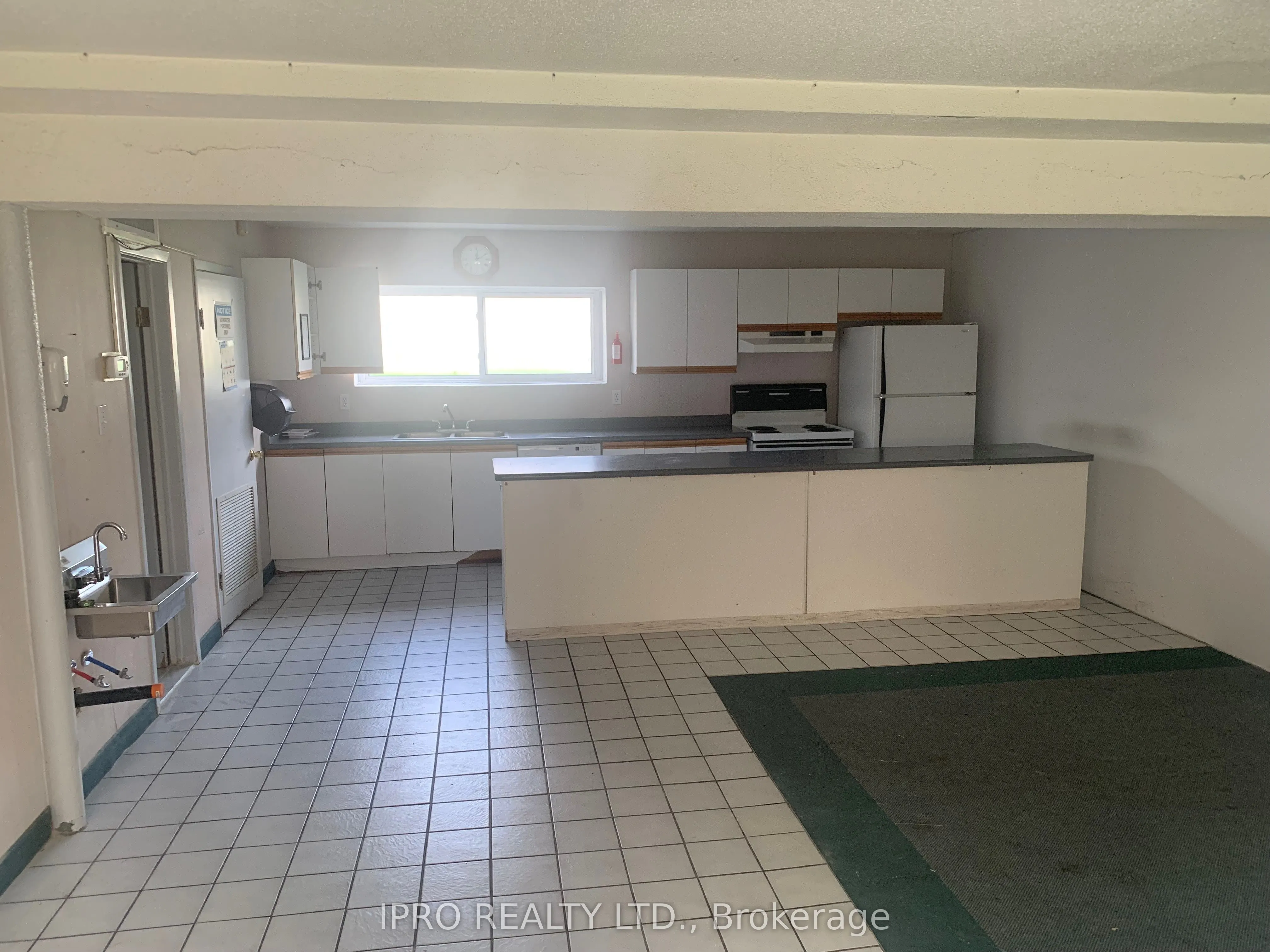 1649 Crediton Parkway