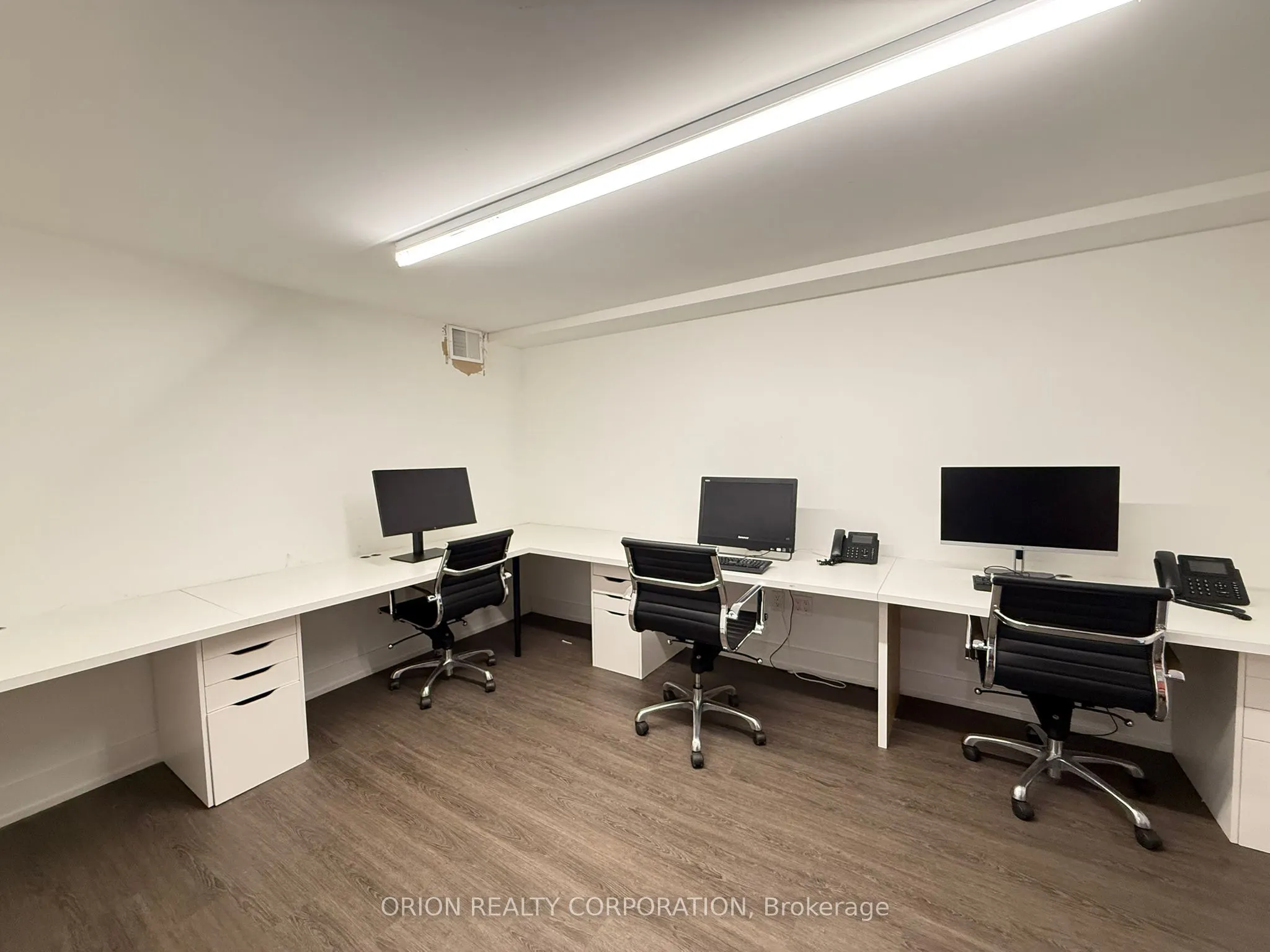 1149 Lakeshore Road E, #L2