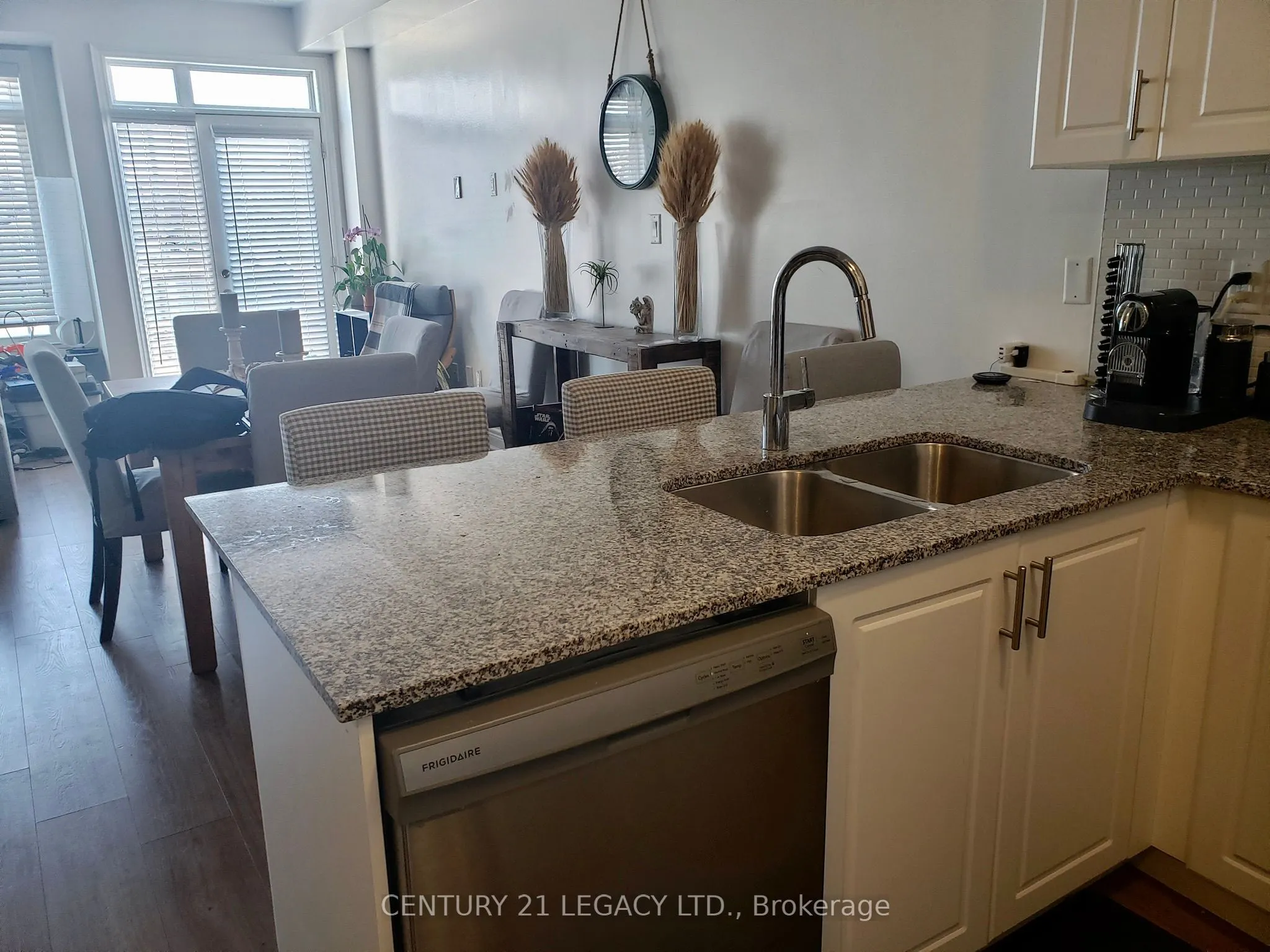 1441 Clarriage Court