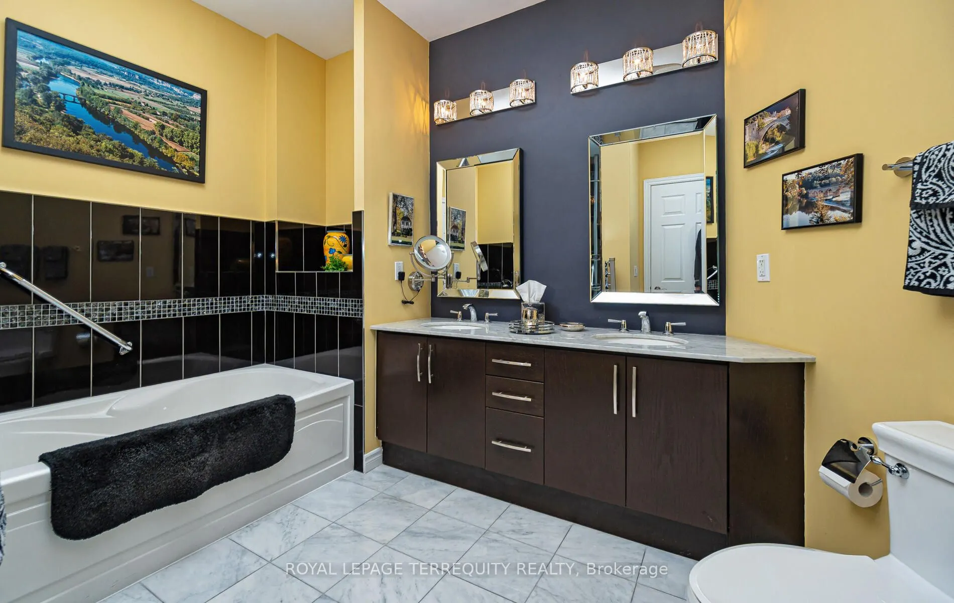 1135 Royal York Road, #1302