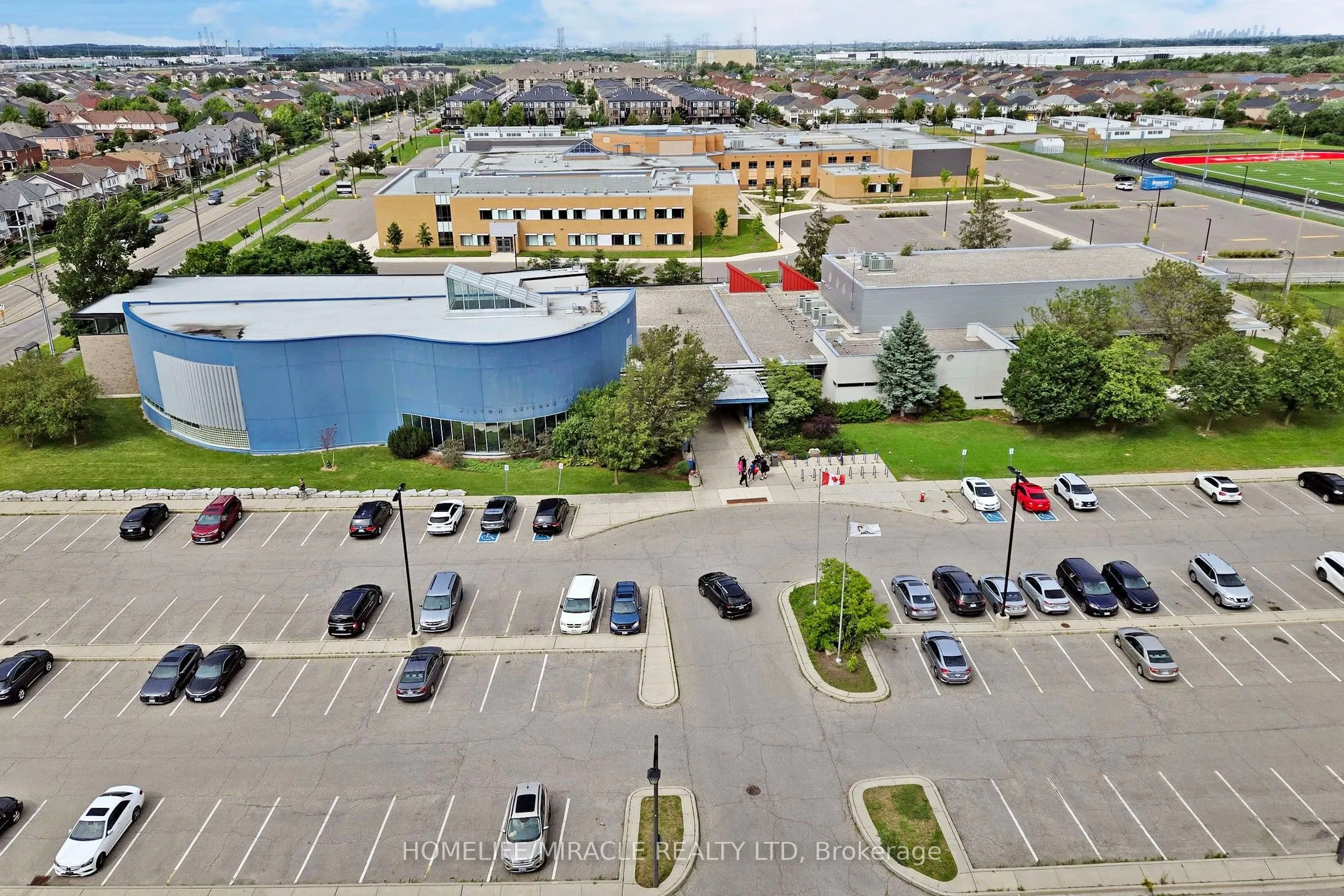 1050 Main Street E, #1106