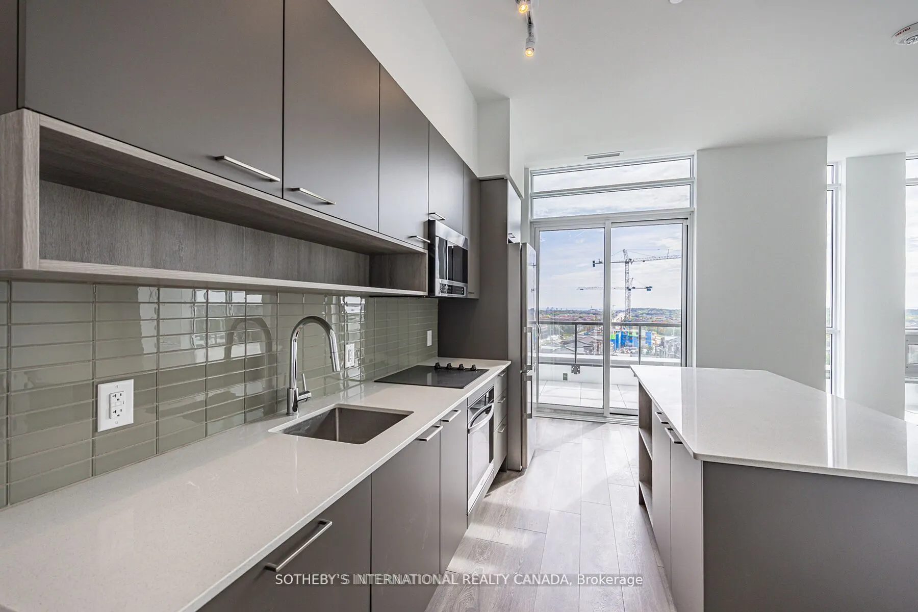 3005 Pine Glen Road S, #809