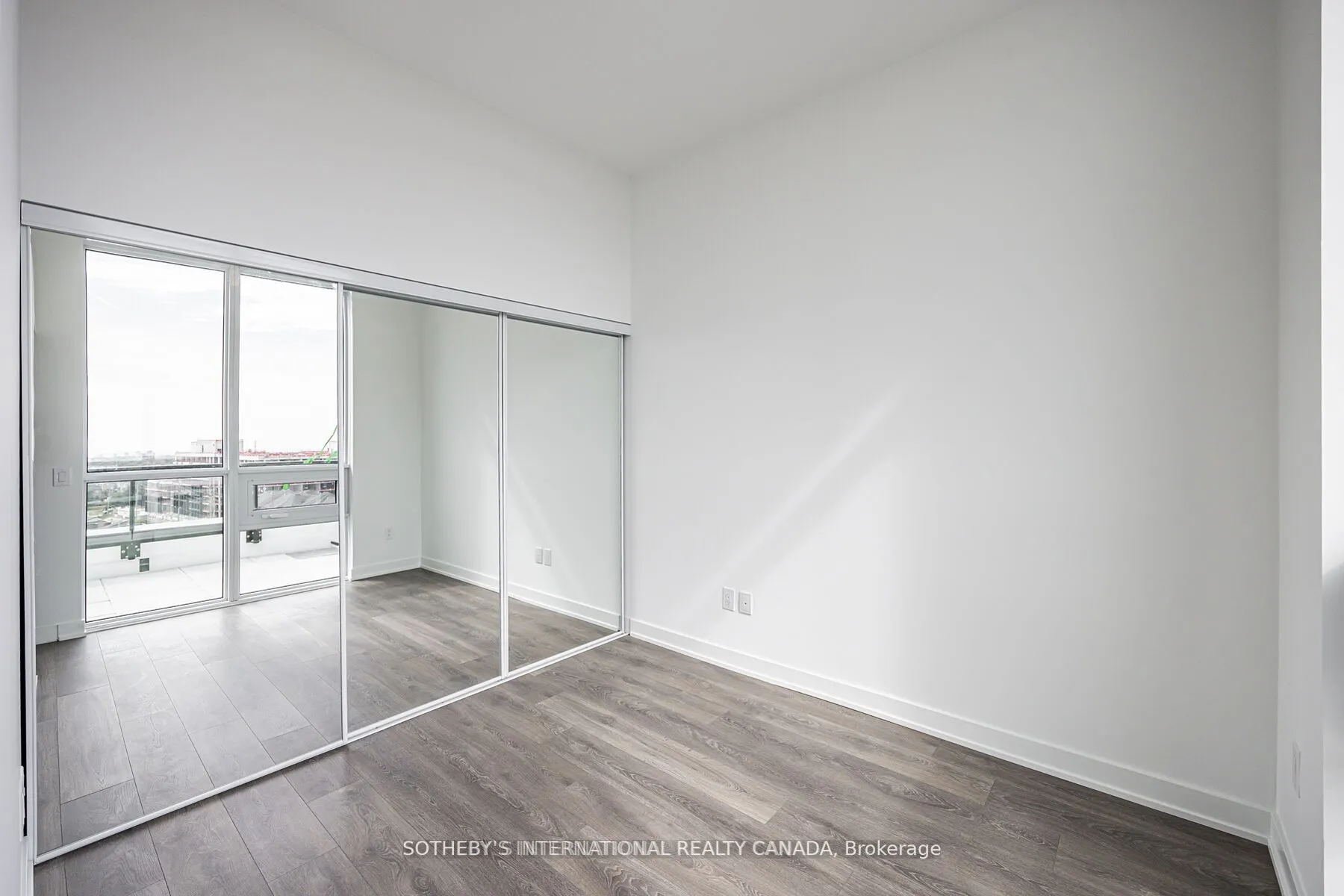 3005 Pine Glen Road S, #809