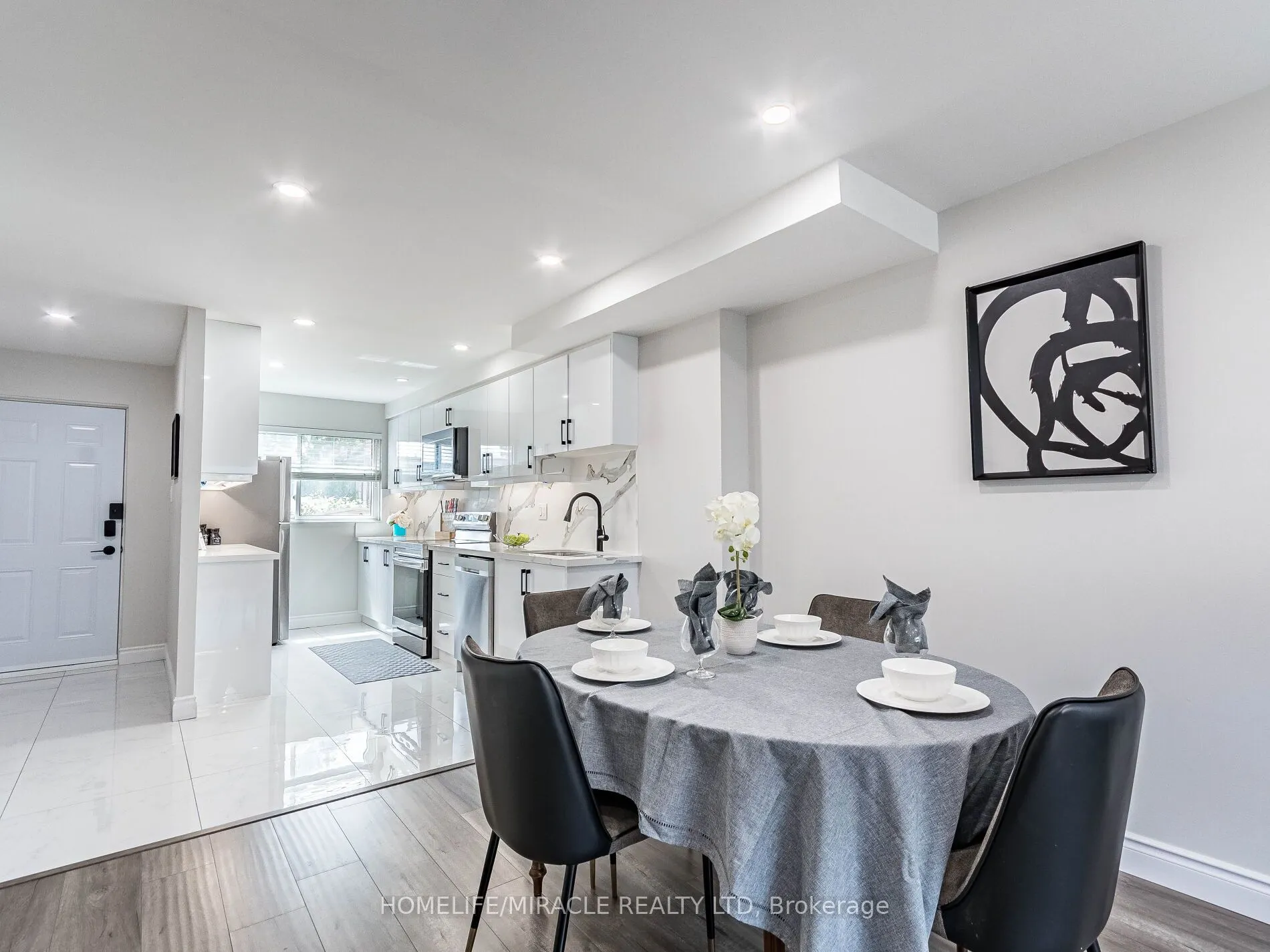 180 Mississauga Valley Boulevard, #124