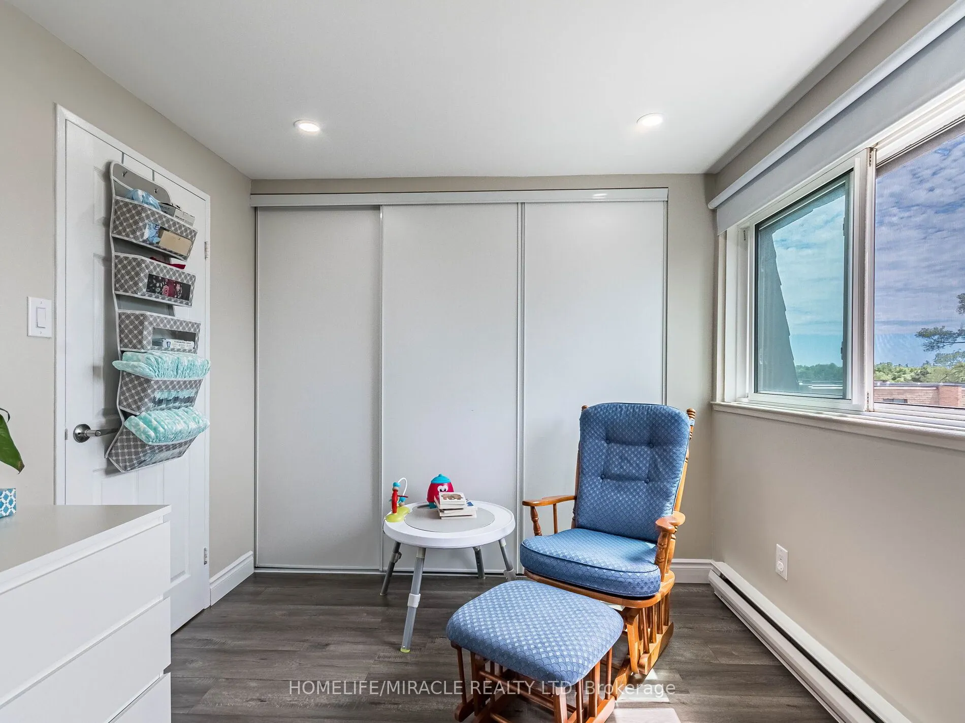180 Mississauga Valley Boulevard, #124