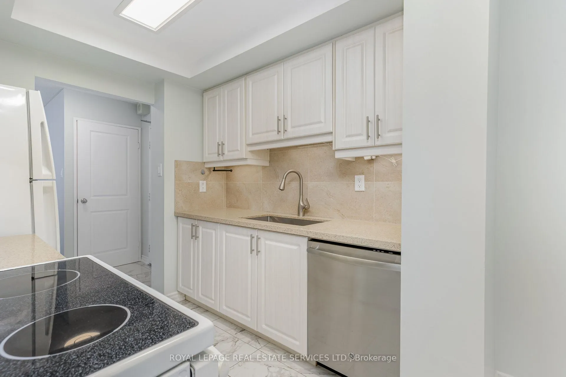 3100 Kirwin Avenue, #2905