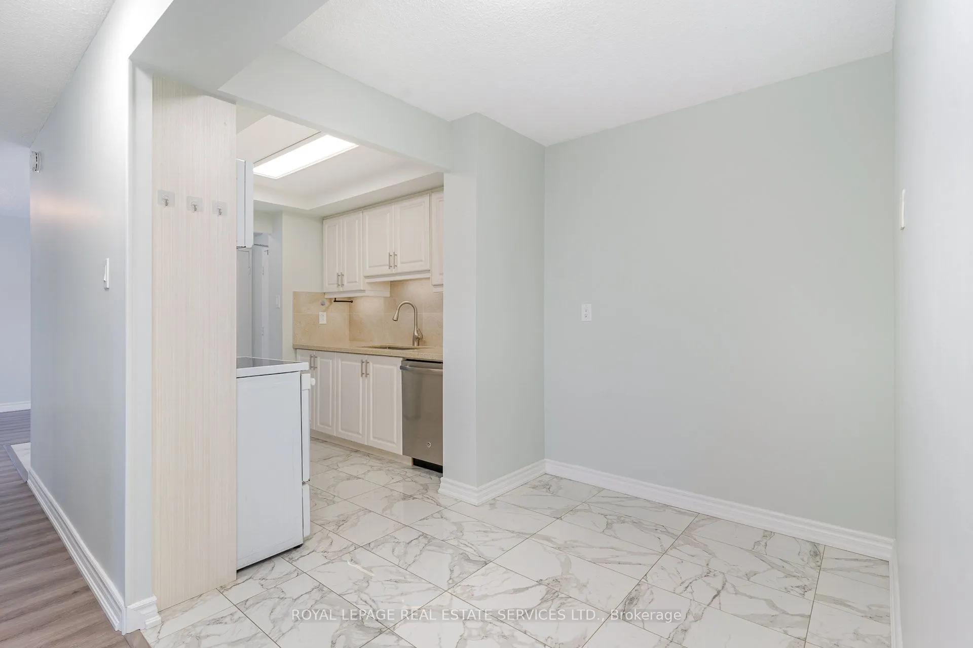 3100 Kirwin Avenue, #2905