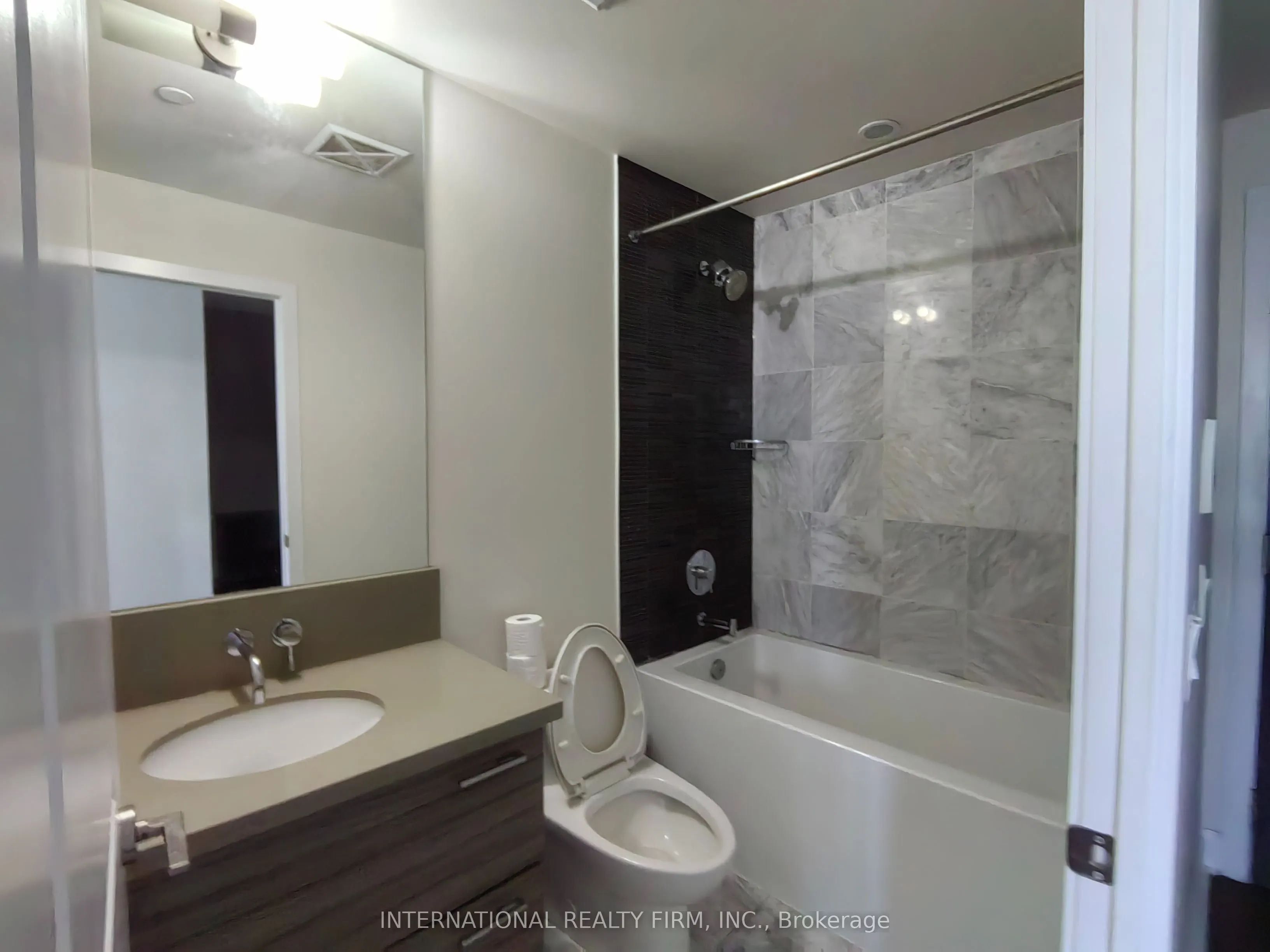 33 Shore Breeze Drive, #1608