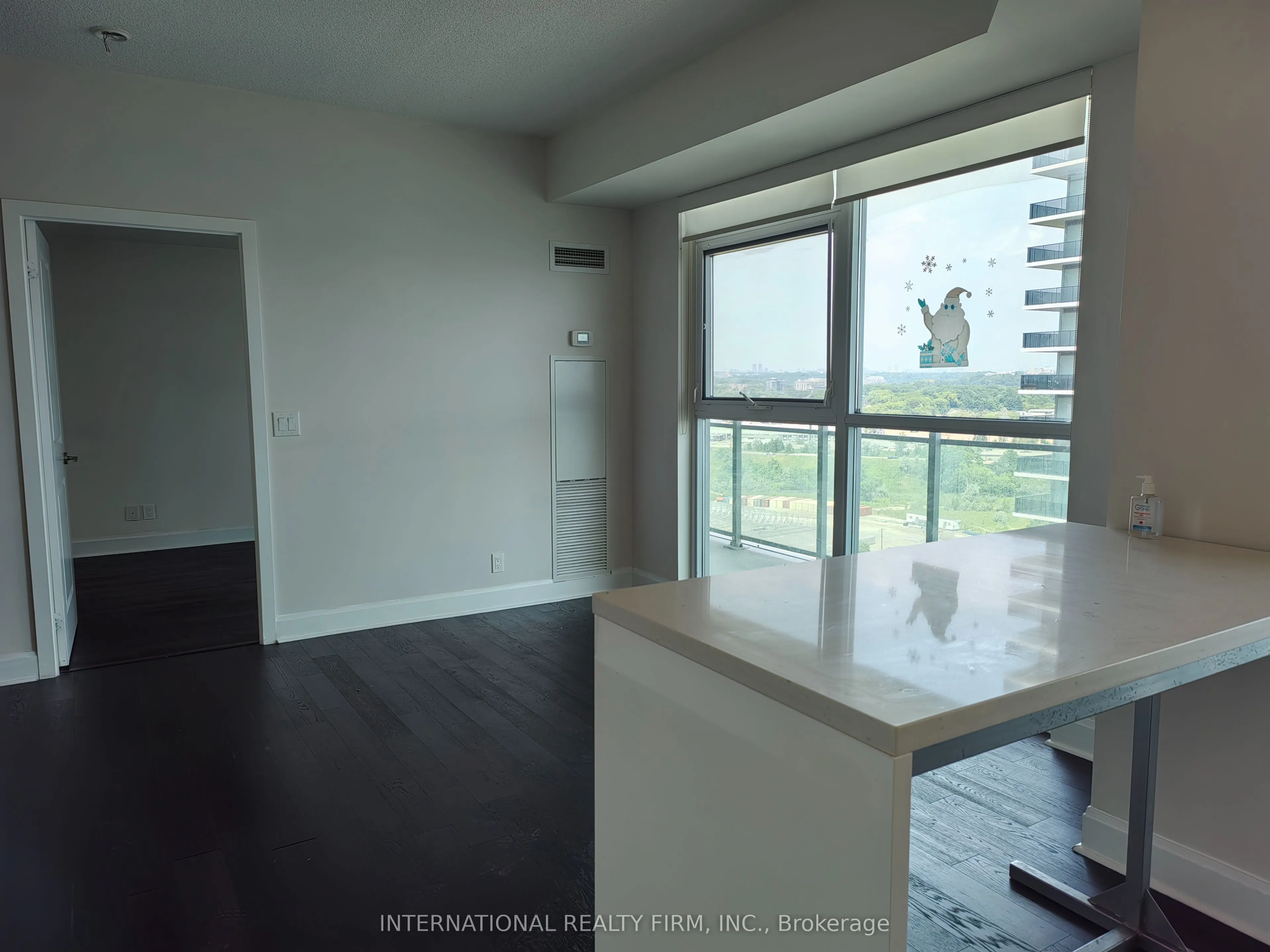 33 Shore Breeze Drive, #1608