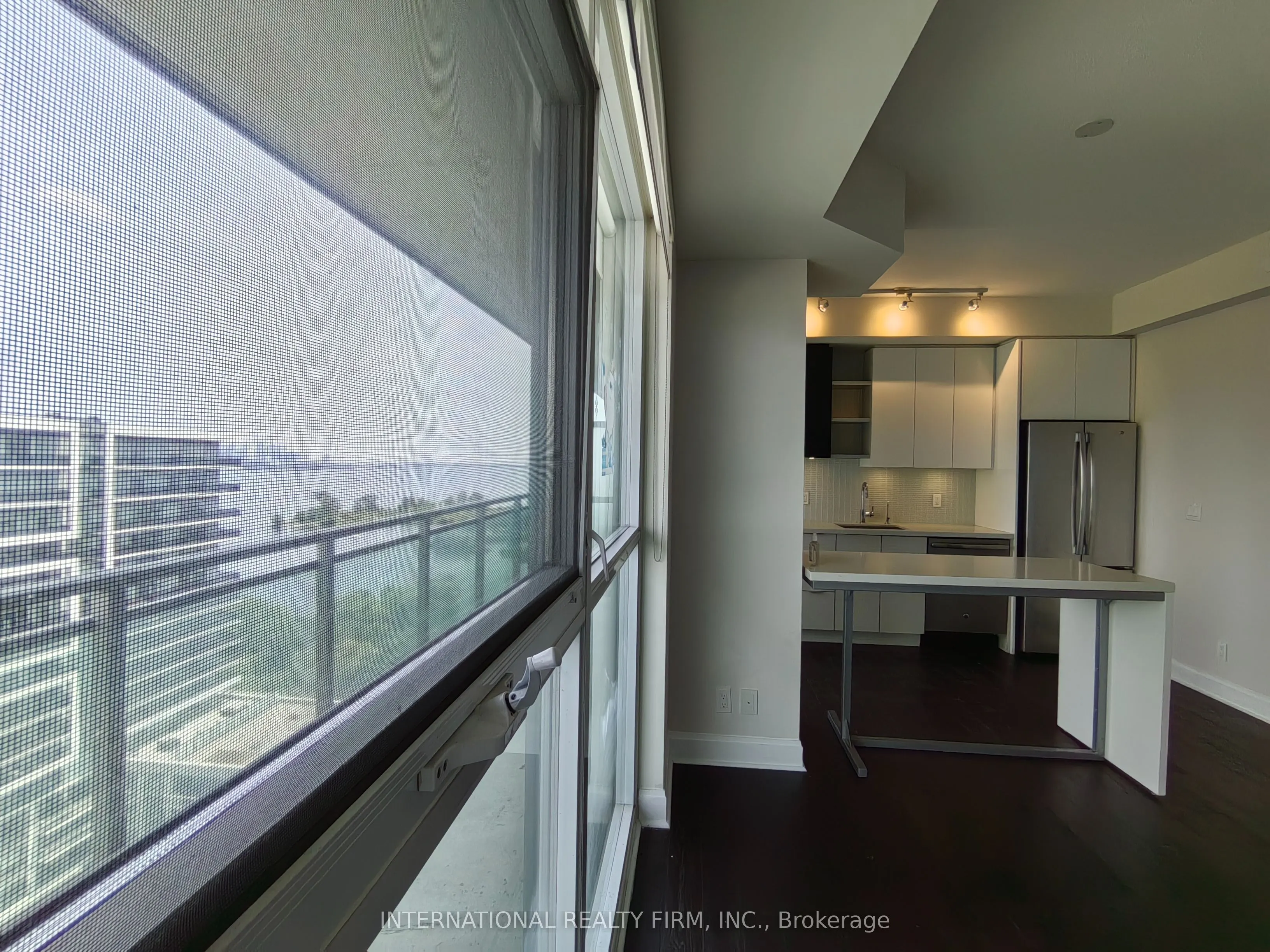 33 Shore Breeze Drive, #1608