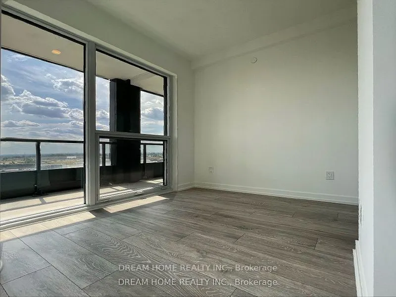1100 Sheppard Avenue W, #912
