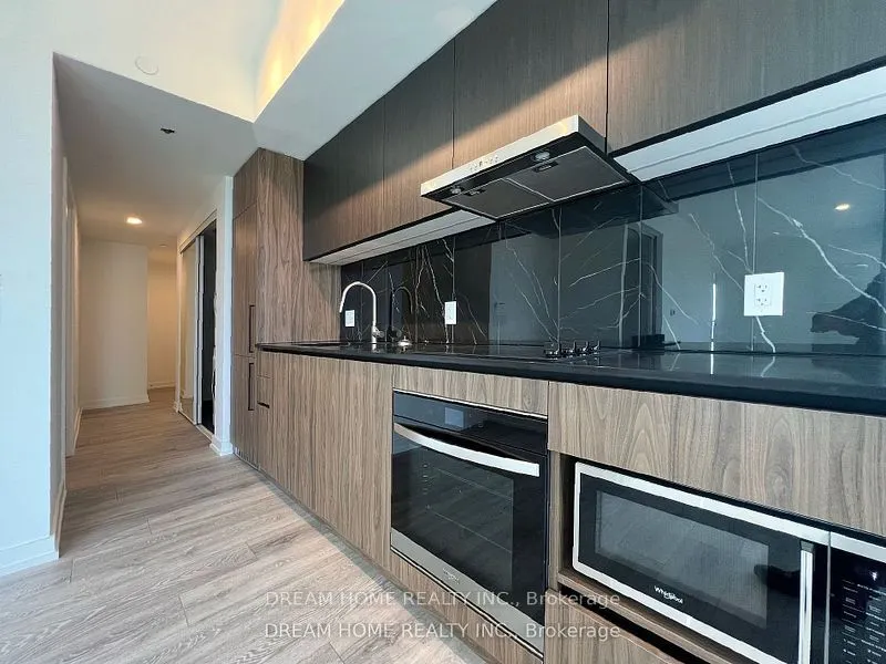 1100 Sheppard Avenue W, #912