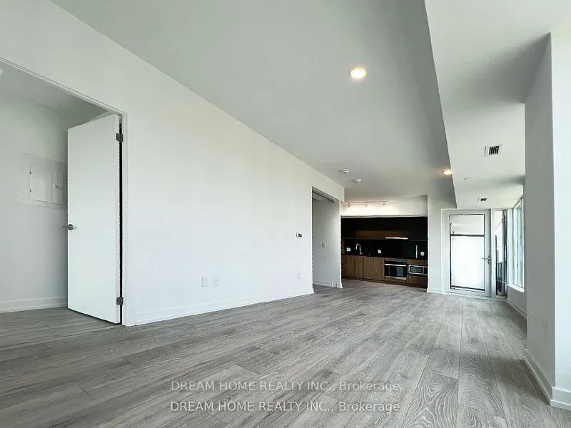 1100 Sheppard Avenue W, #912