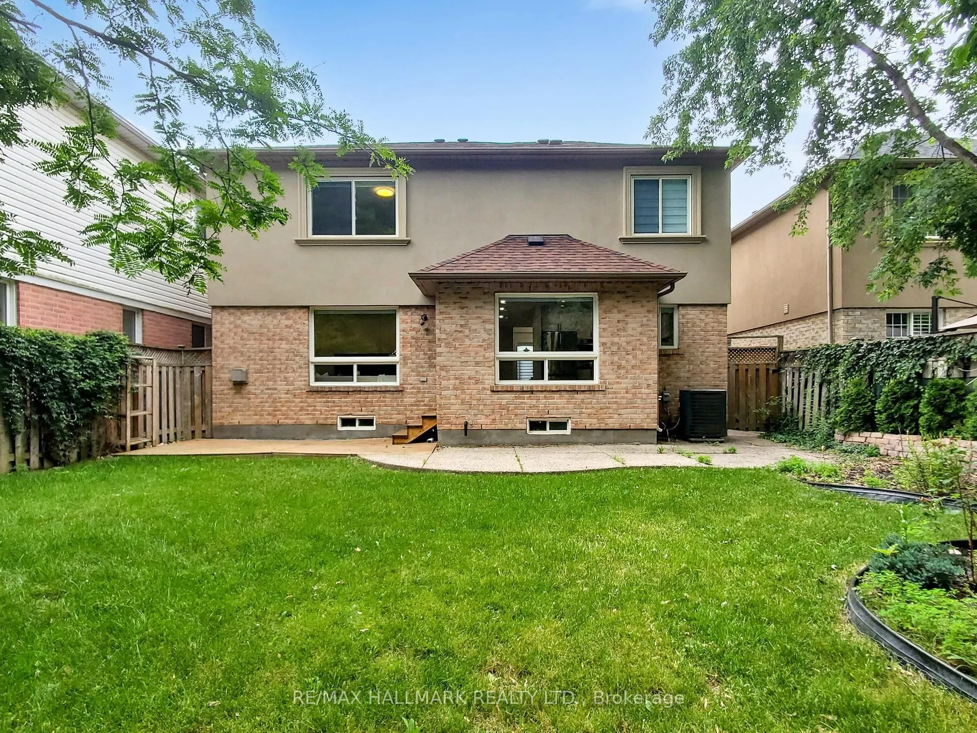 1043 Freeman Trail