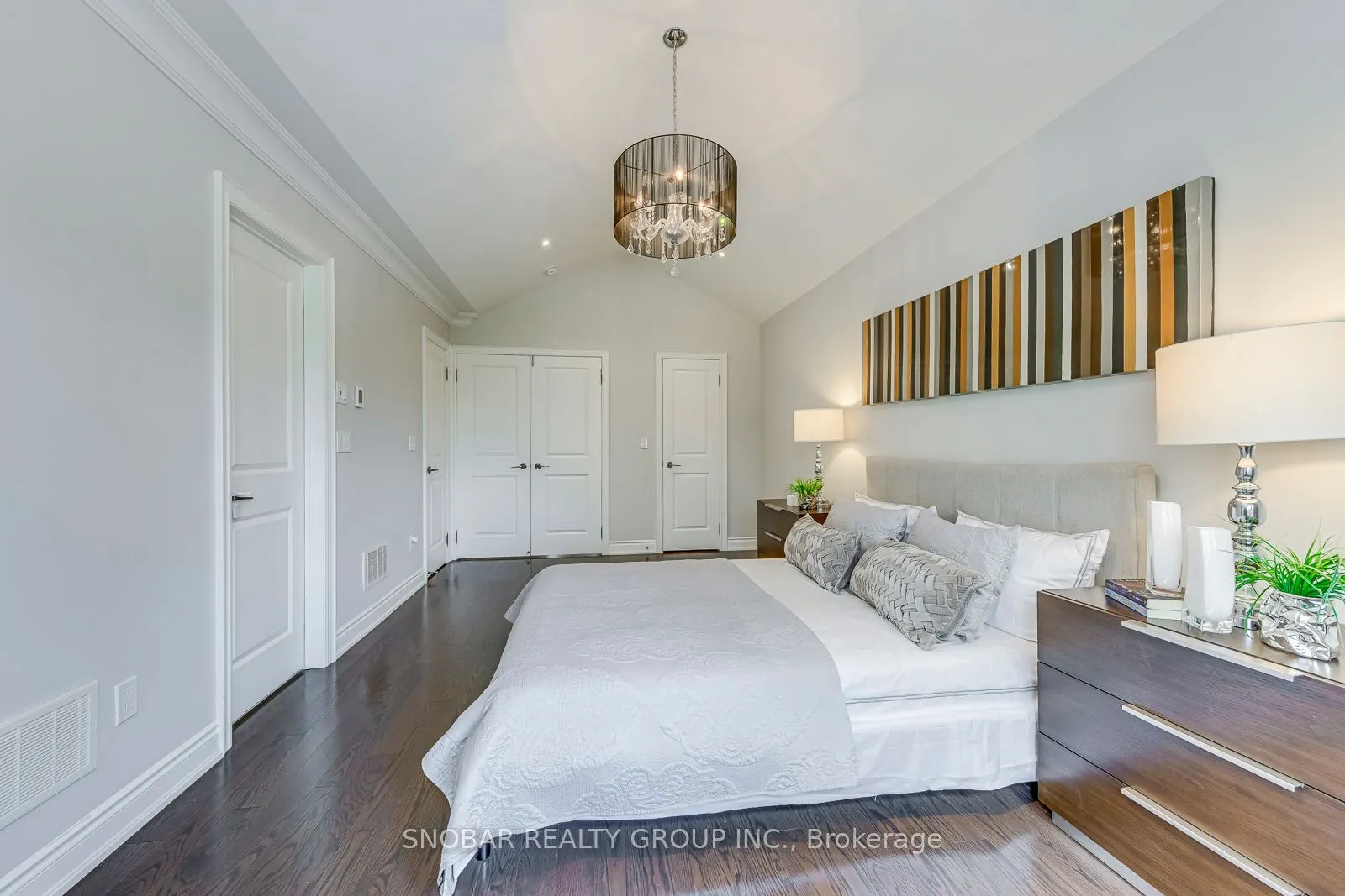 797 Oxford Street